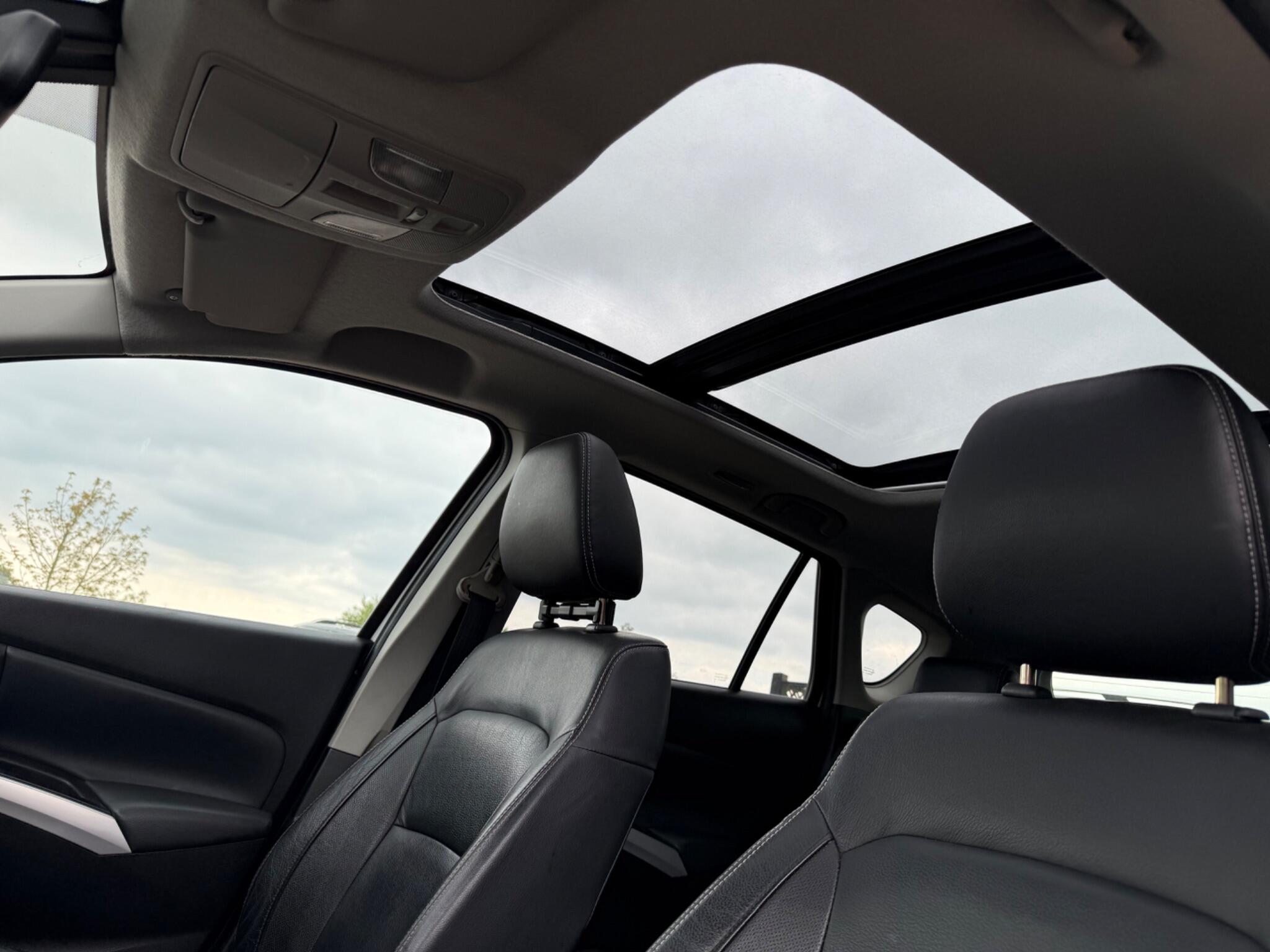Suzuki SX4 S-Cross view 2