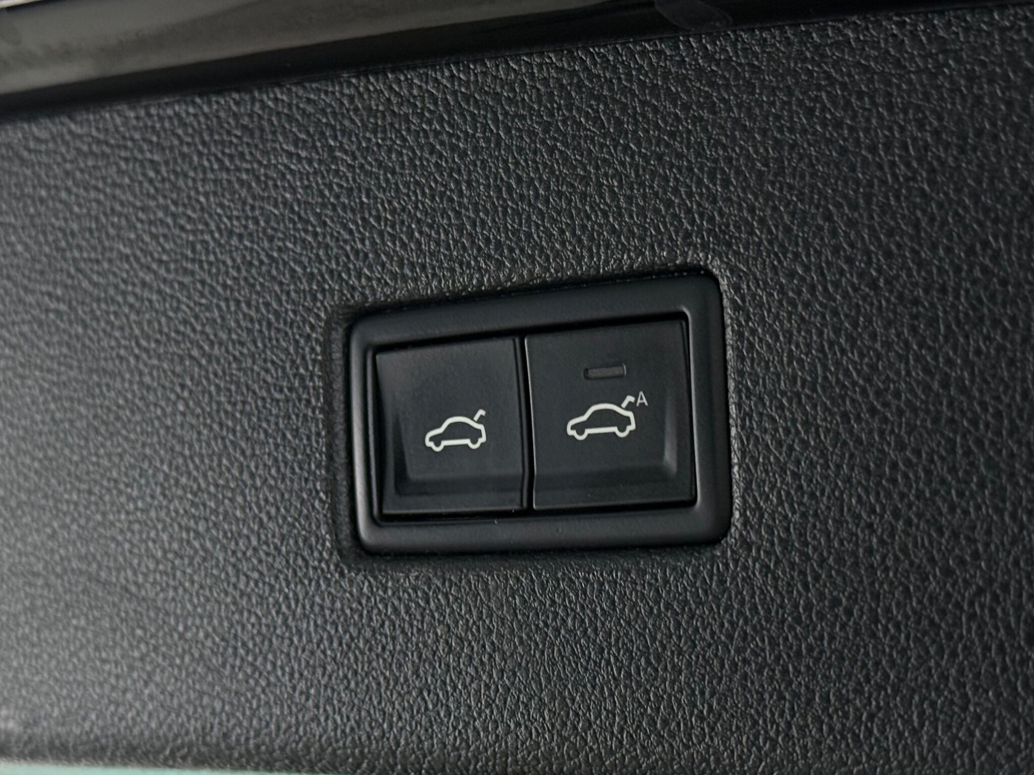 Volkswagen Tiguan view 10