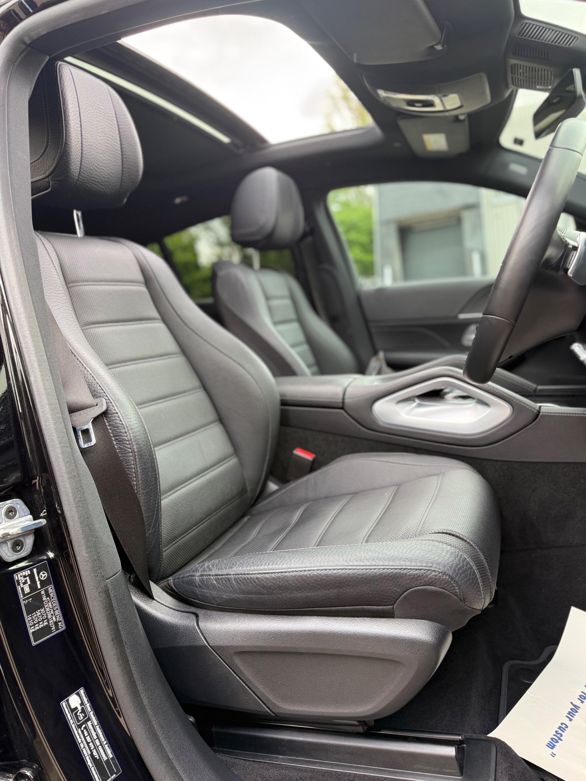 Mercedes-Benz GLE view 27