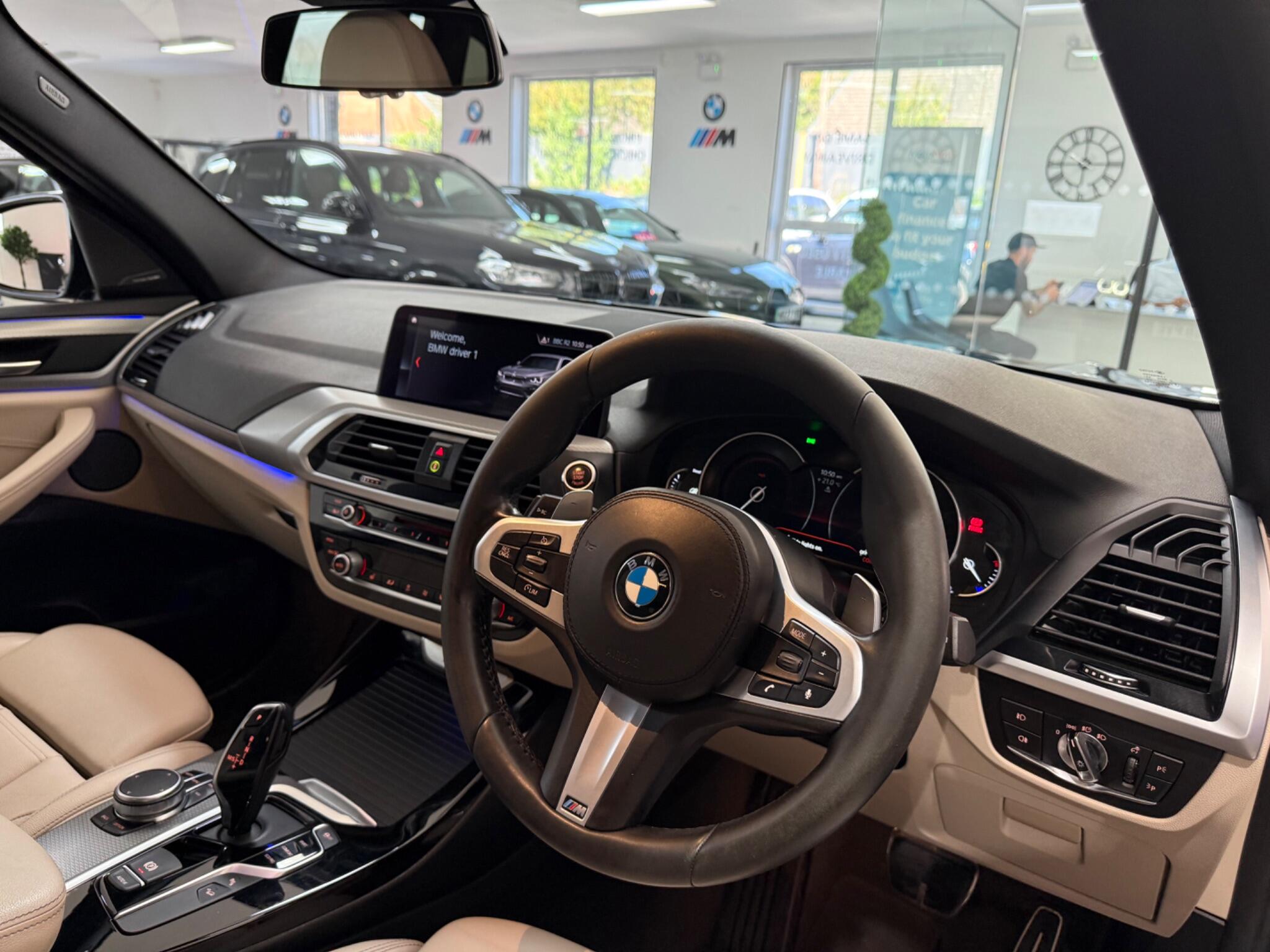 BMW X3 view 25