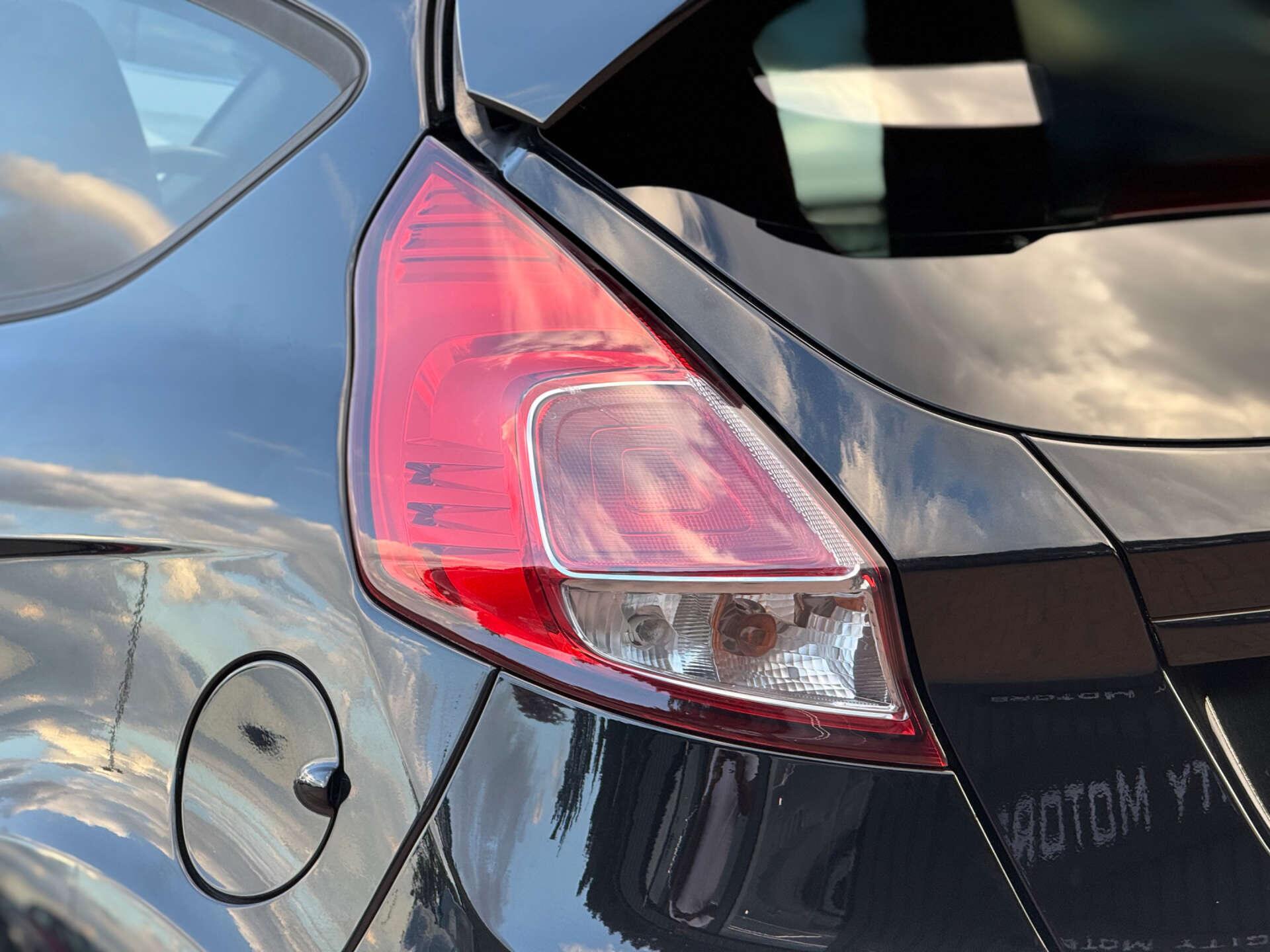 Ford Fiesta view 28