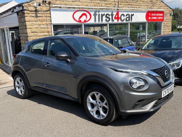 Grey 2020 Nissan Juke Hatchback Front-wheel drive Manual