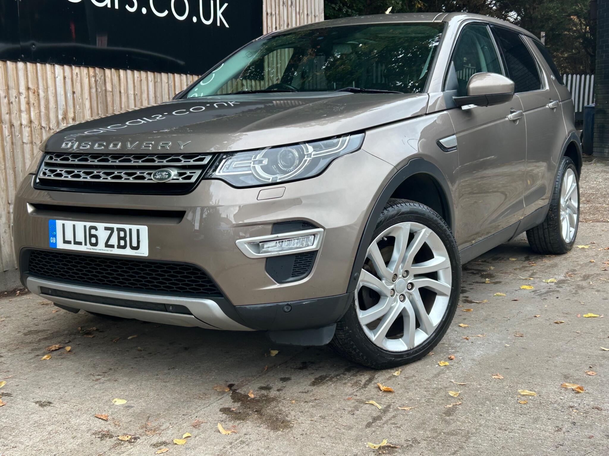 Land Rover Discovery Sport view 6