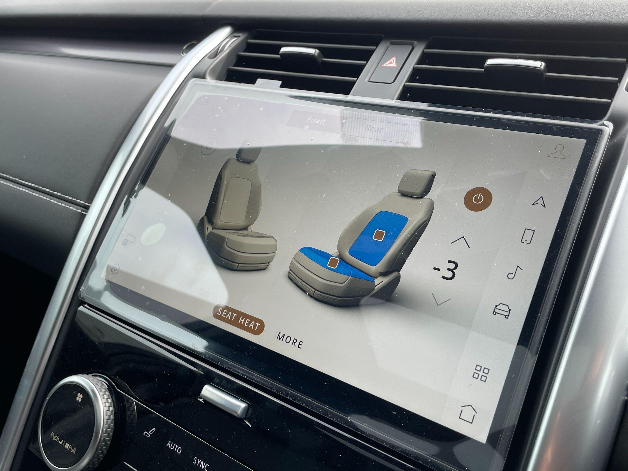 Land Rover Discovery view 25