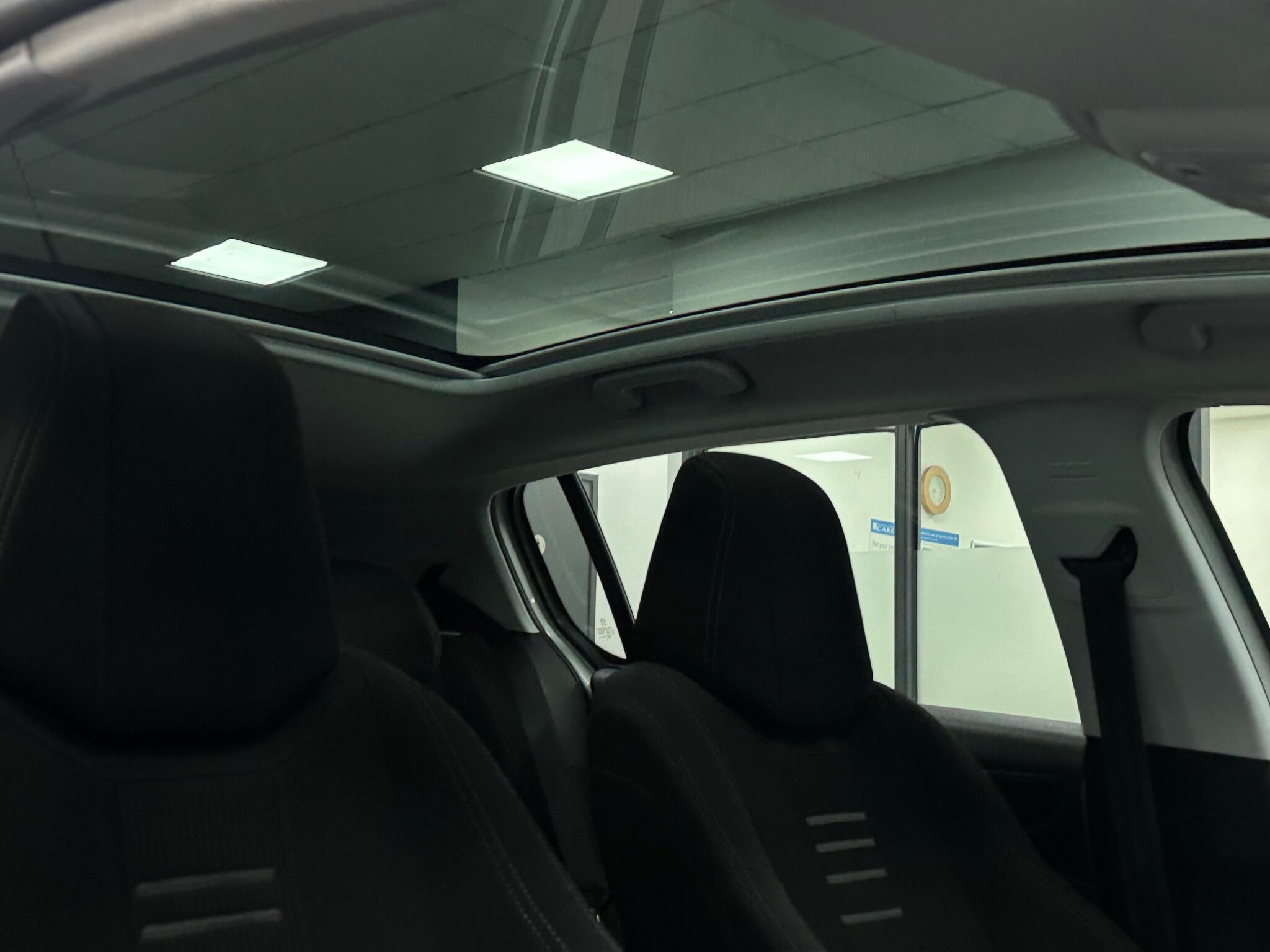 Peugeot 308 view 19