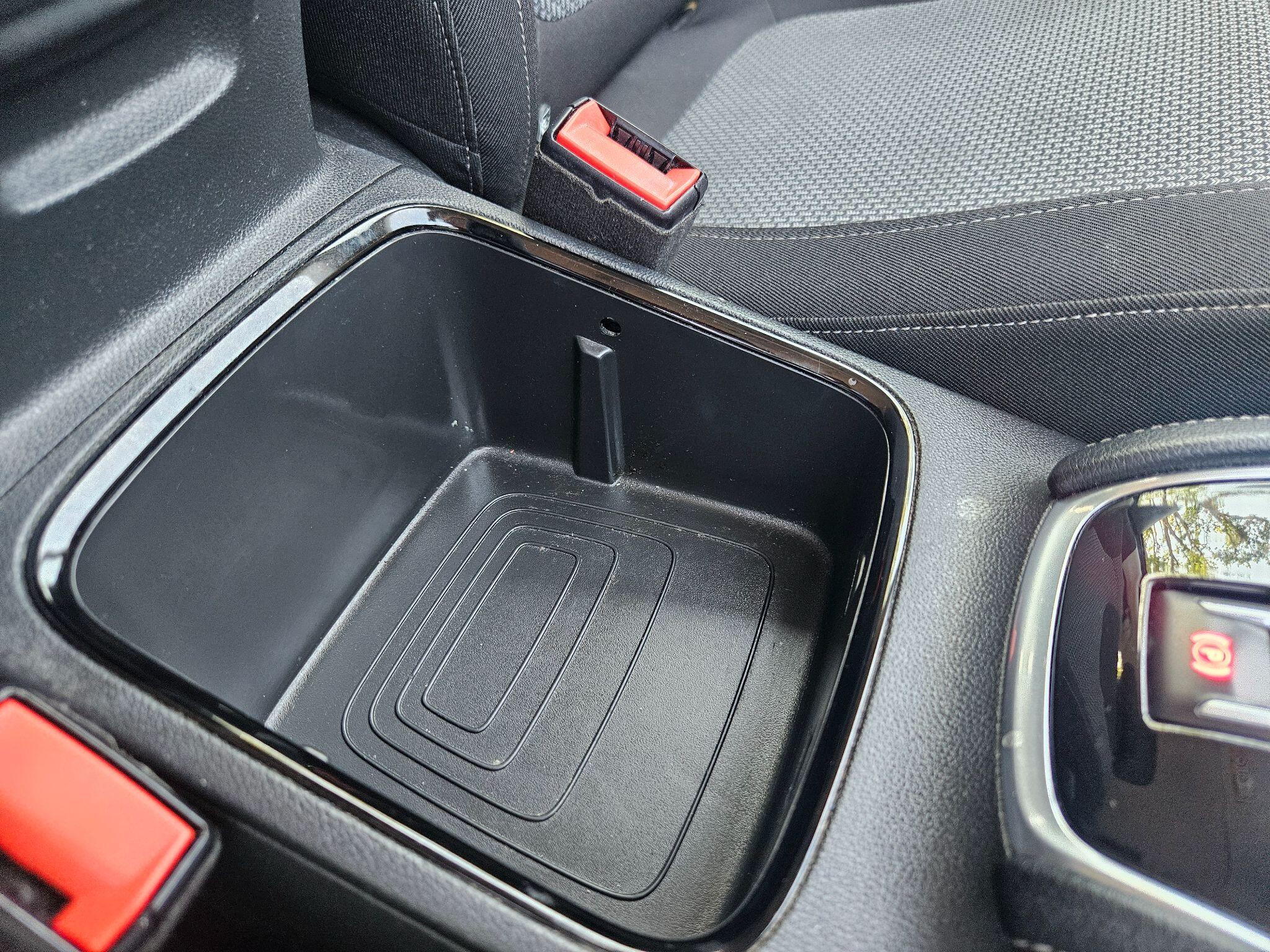 2019 Vauxhall Grandland X image 38