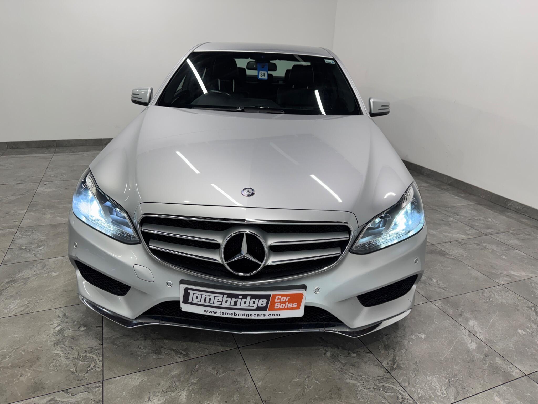 Mercedes-Benz E-Class view 3