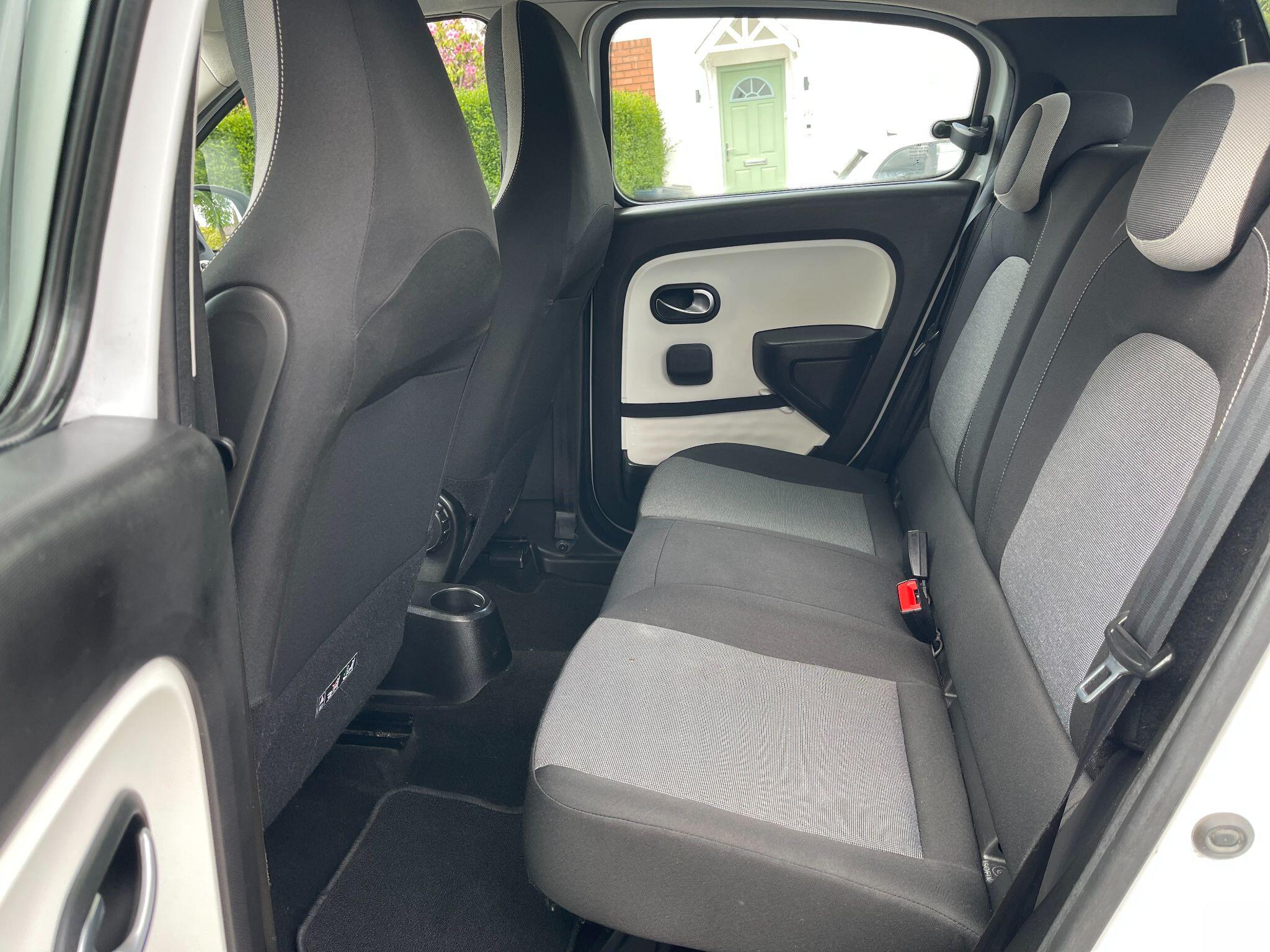 Renault Twingo view 30