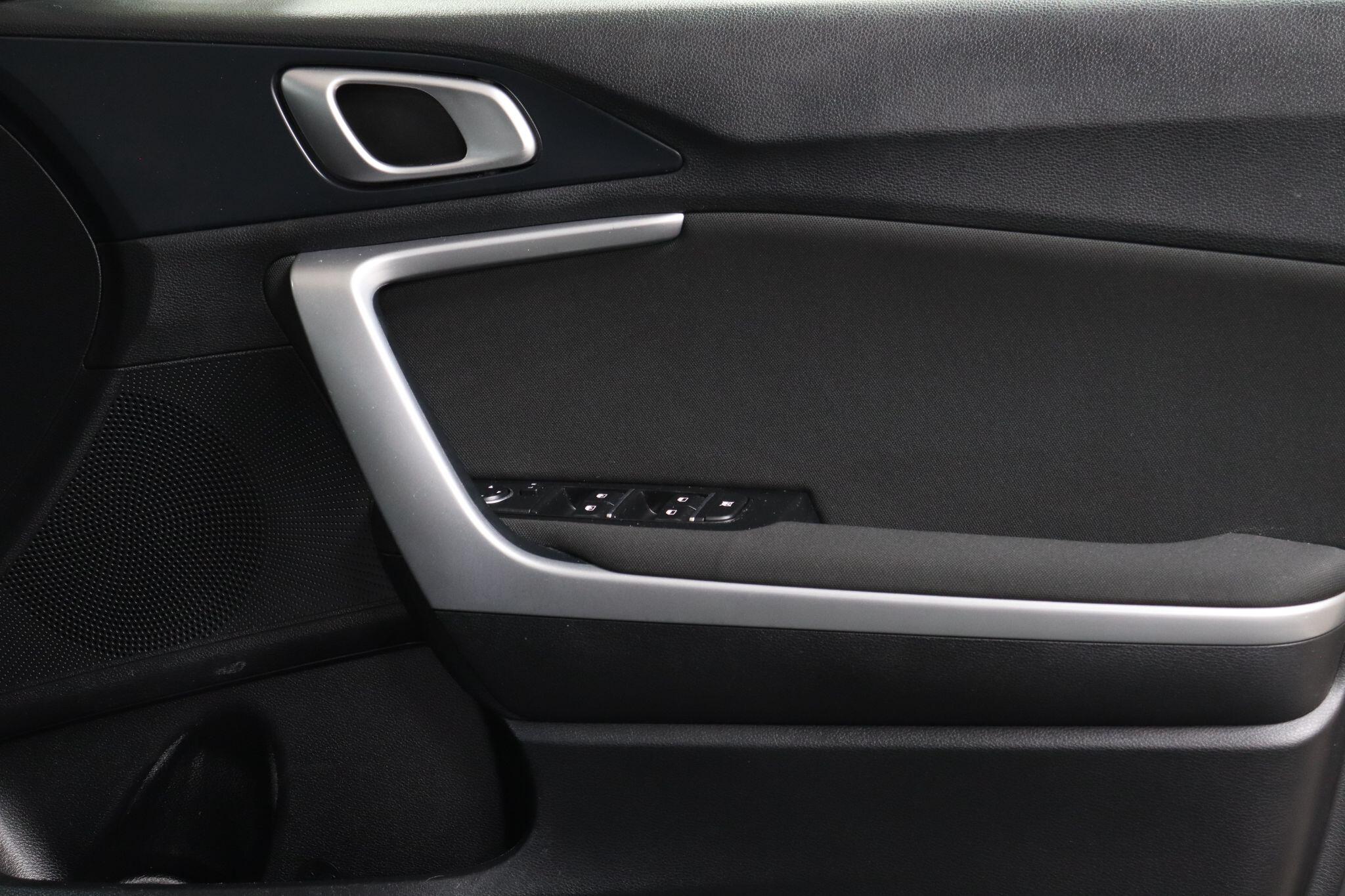 Kia Ceed view 36