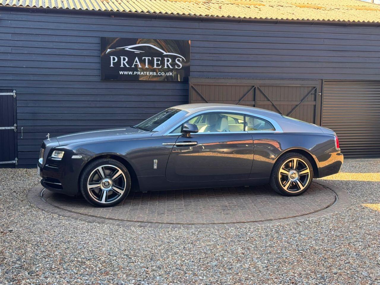 Rolls-Royce Wraith view 8