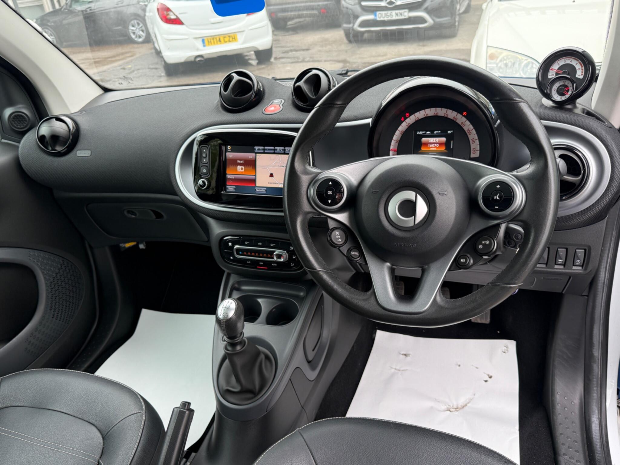 Smart fortwo - Image 3