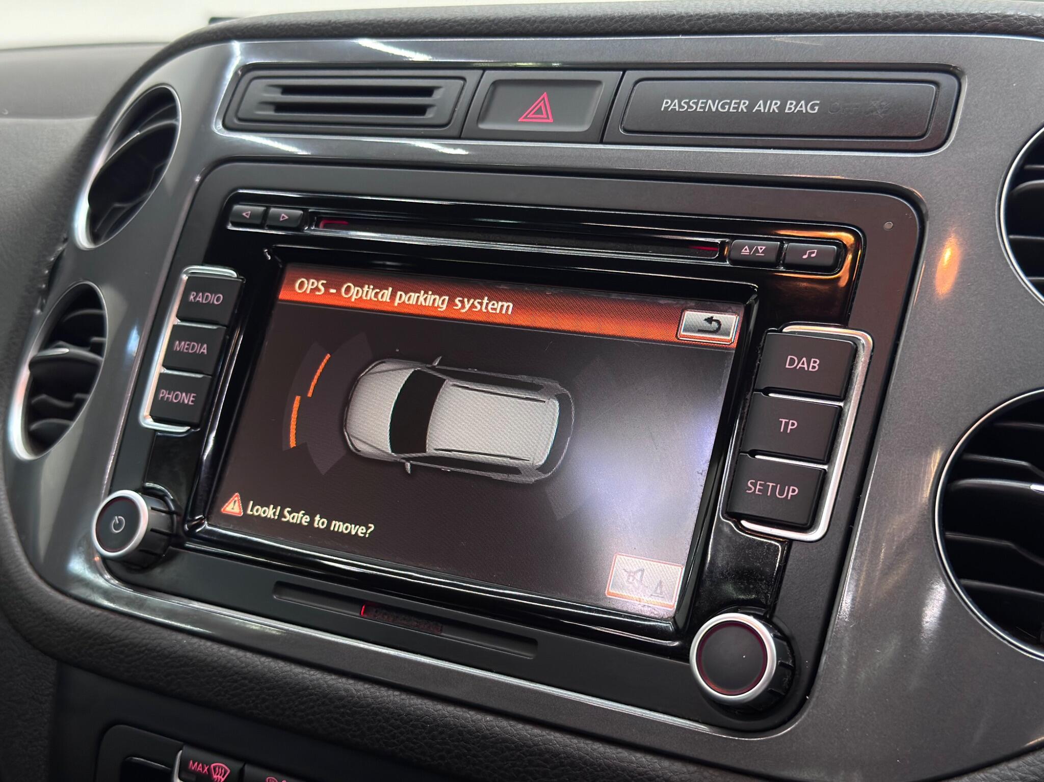 Volkswagen Tiguan view 9