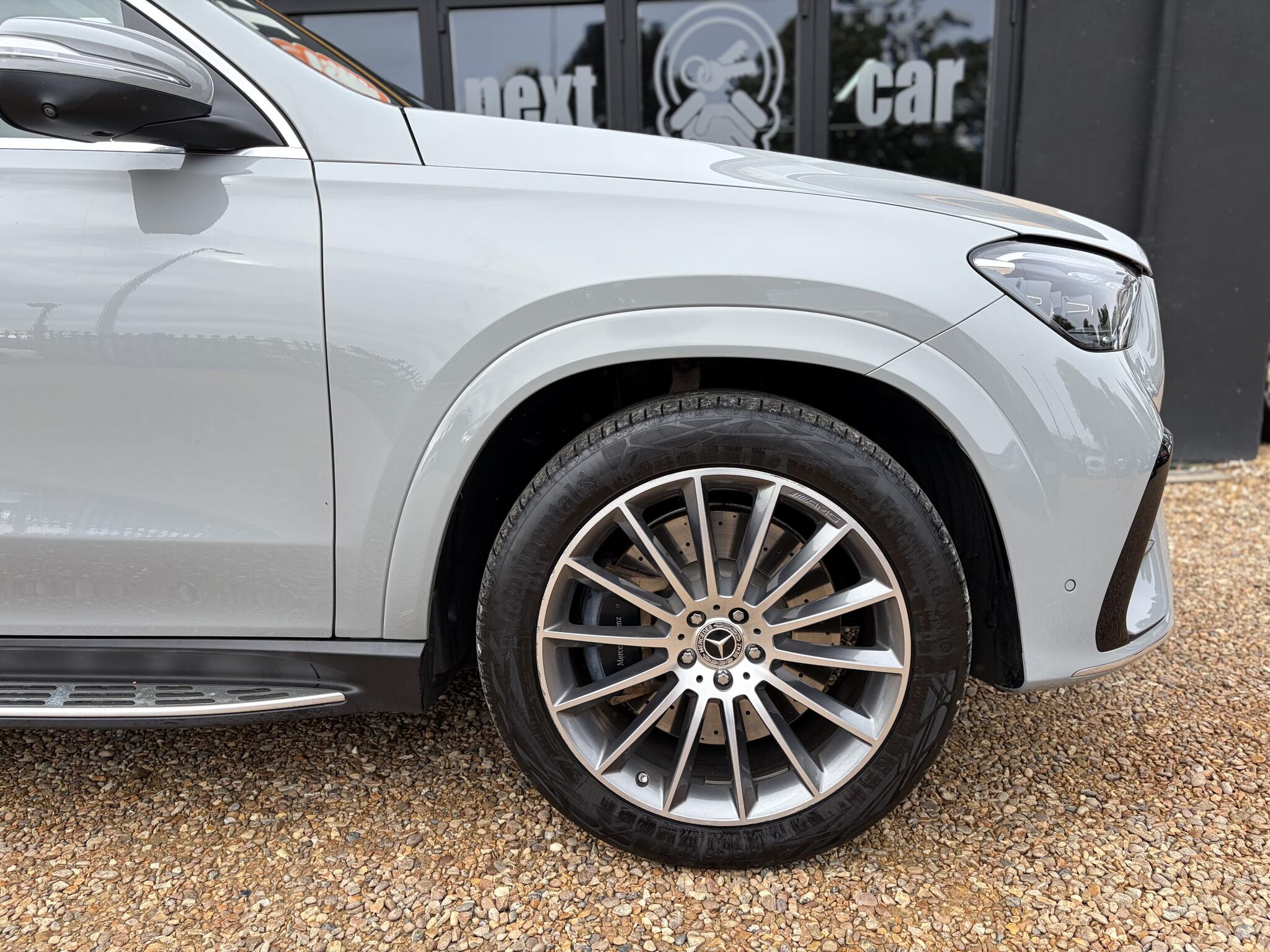 Mercedes-Benz Gle view 17