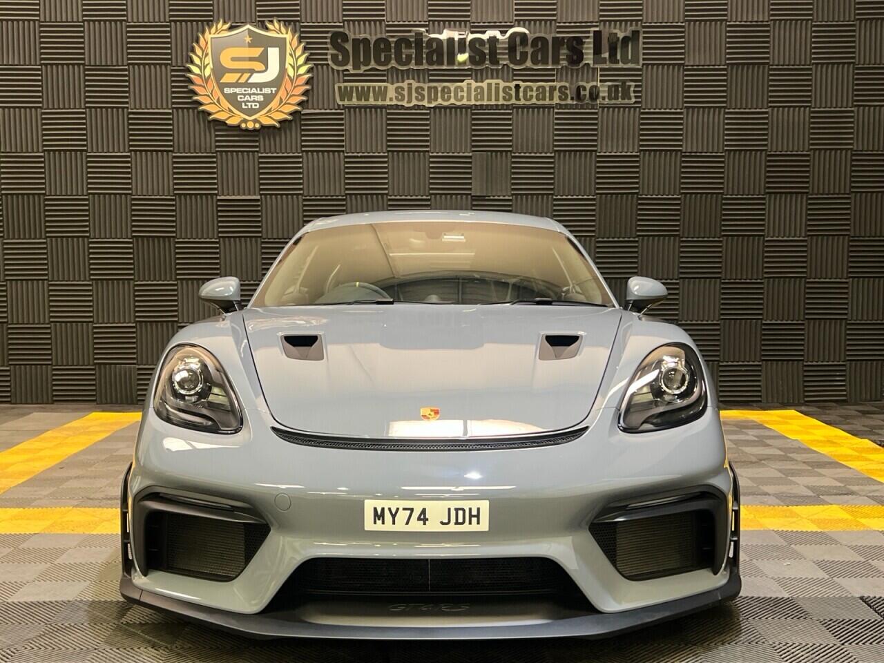 Porsche 718 Cayman view 3