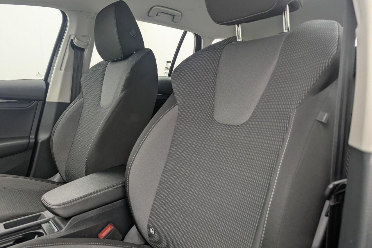 Skoda Octavia view 24