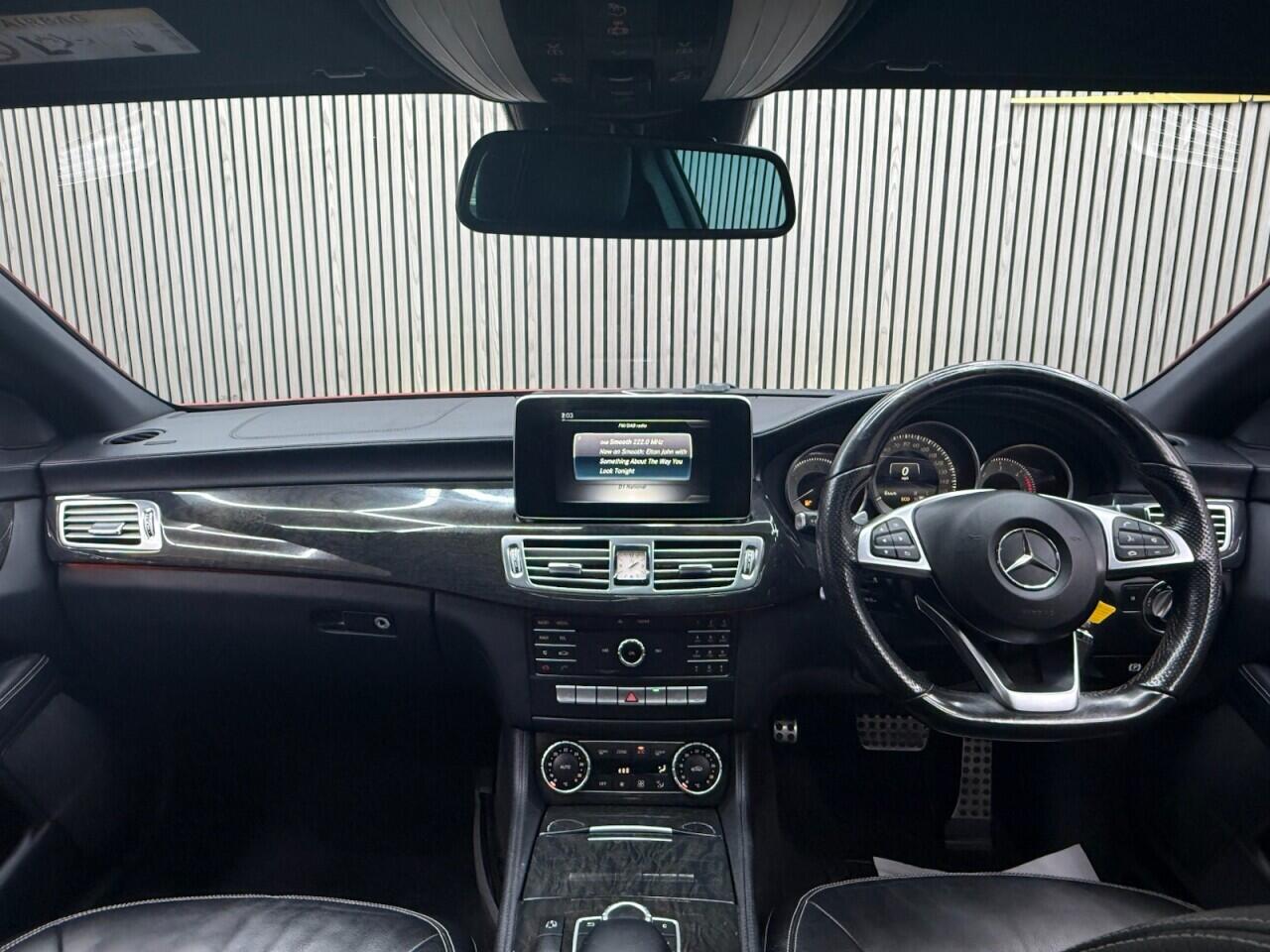Mercedes-Benz CLS view 8