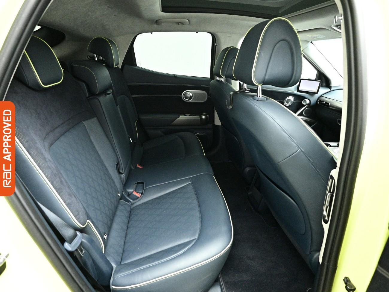 Genesis GV60 view 13
