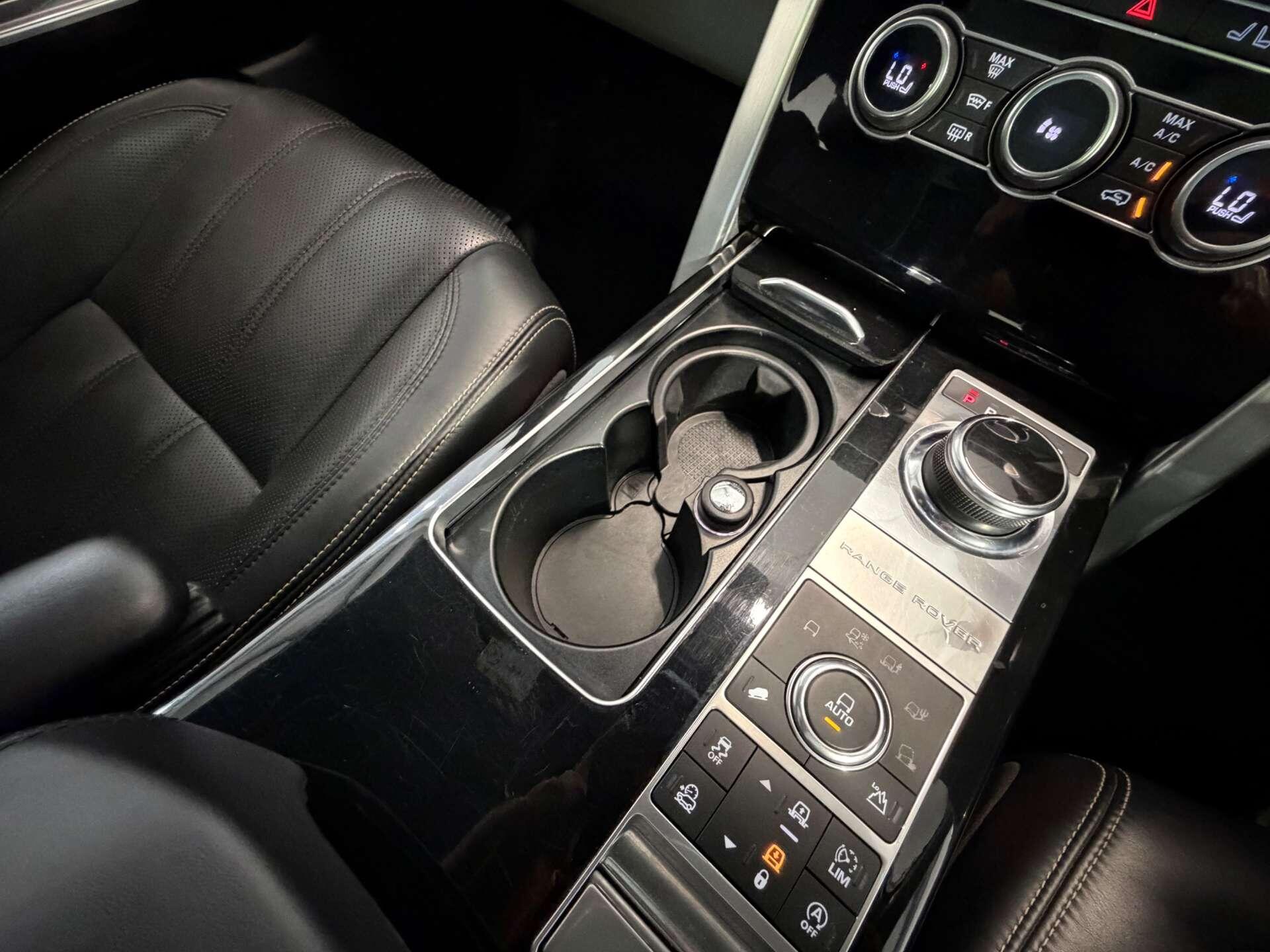 Land Rover Range Rover view 40