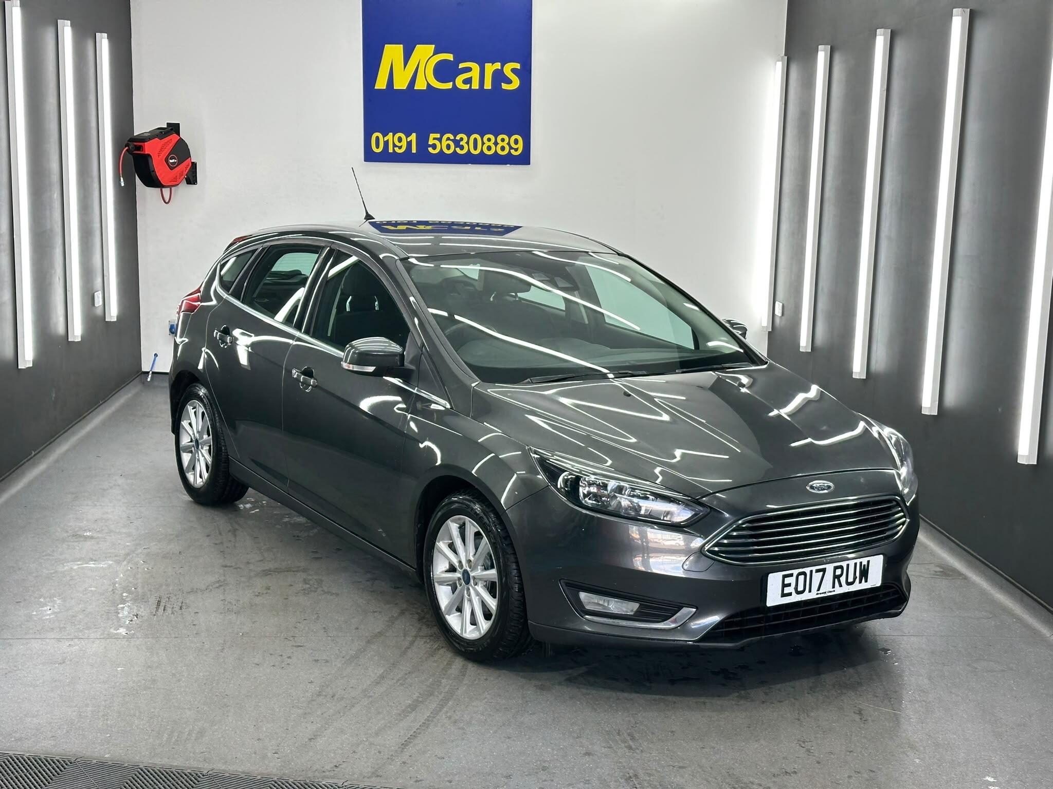 Ford Focus view 4