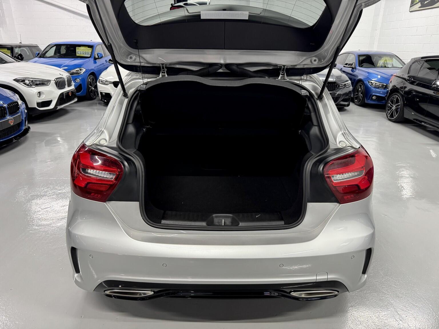 Mercedes-Benz A-Class view 29