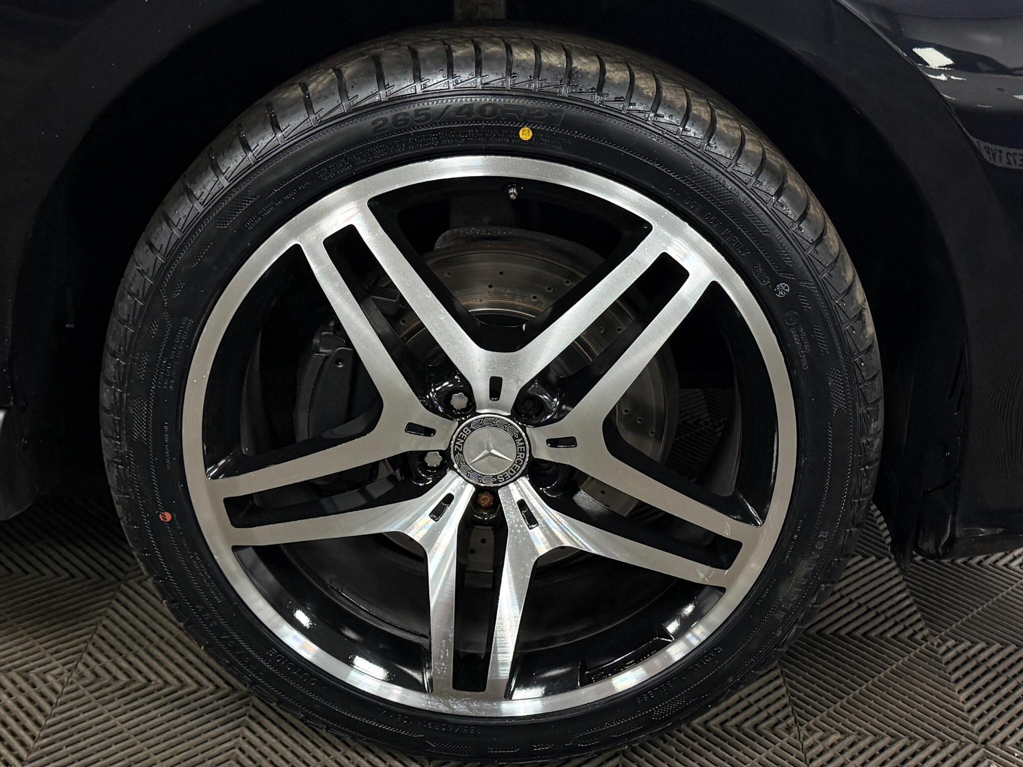 Mercedes-Benz Gle view 35