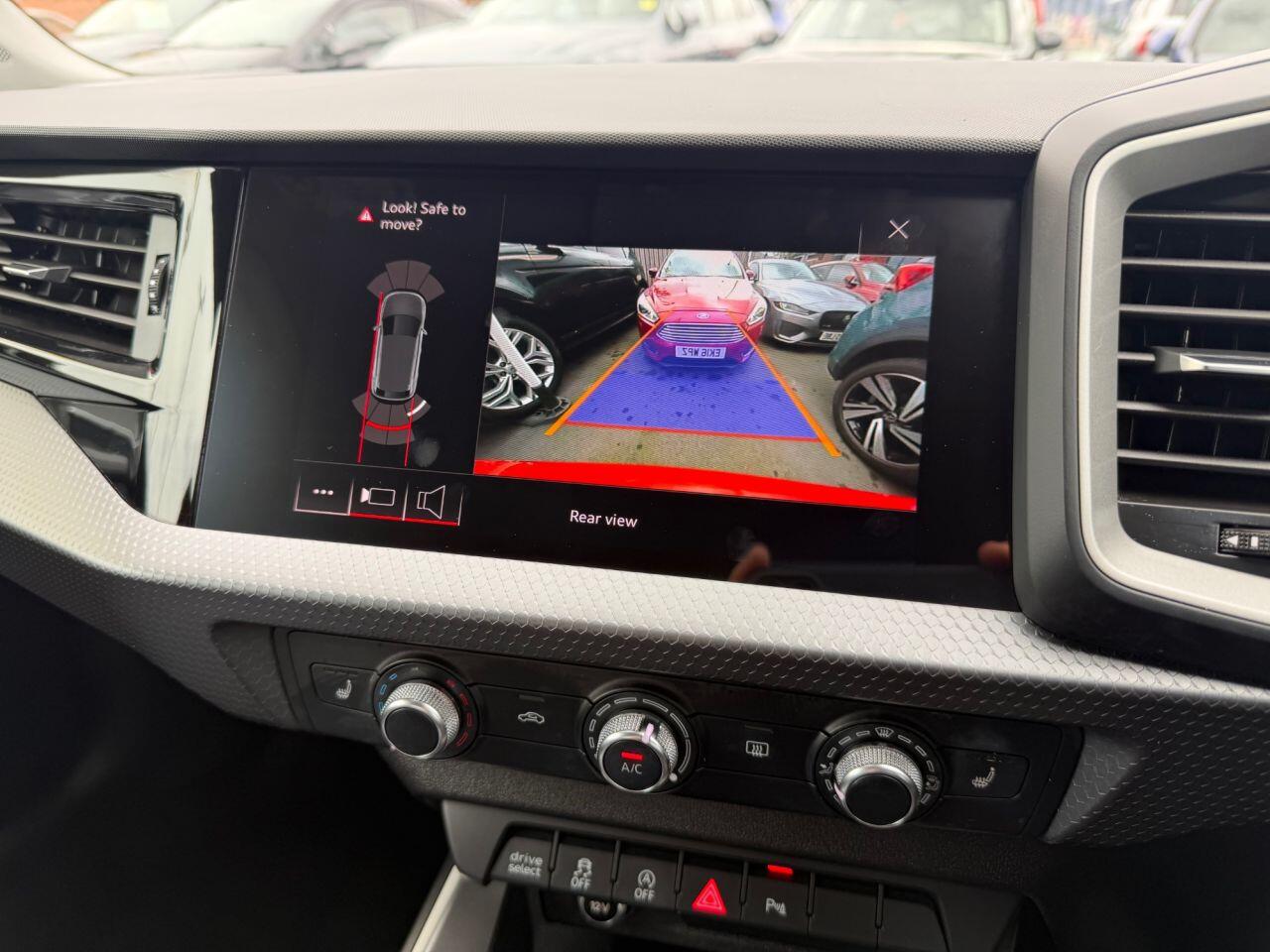 Audi A1 view 24