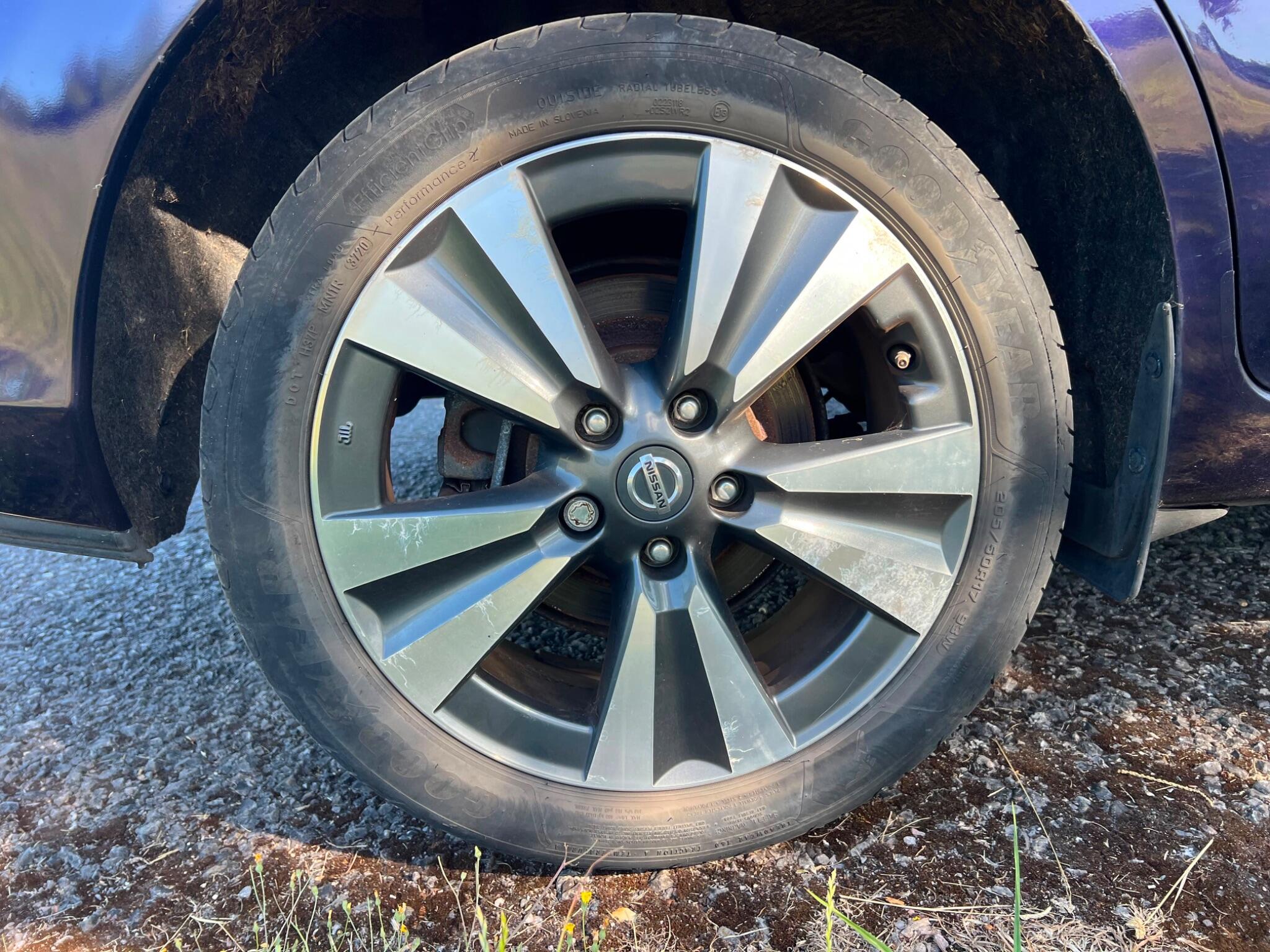 Nissan Pulsar view 26