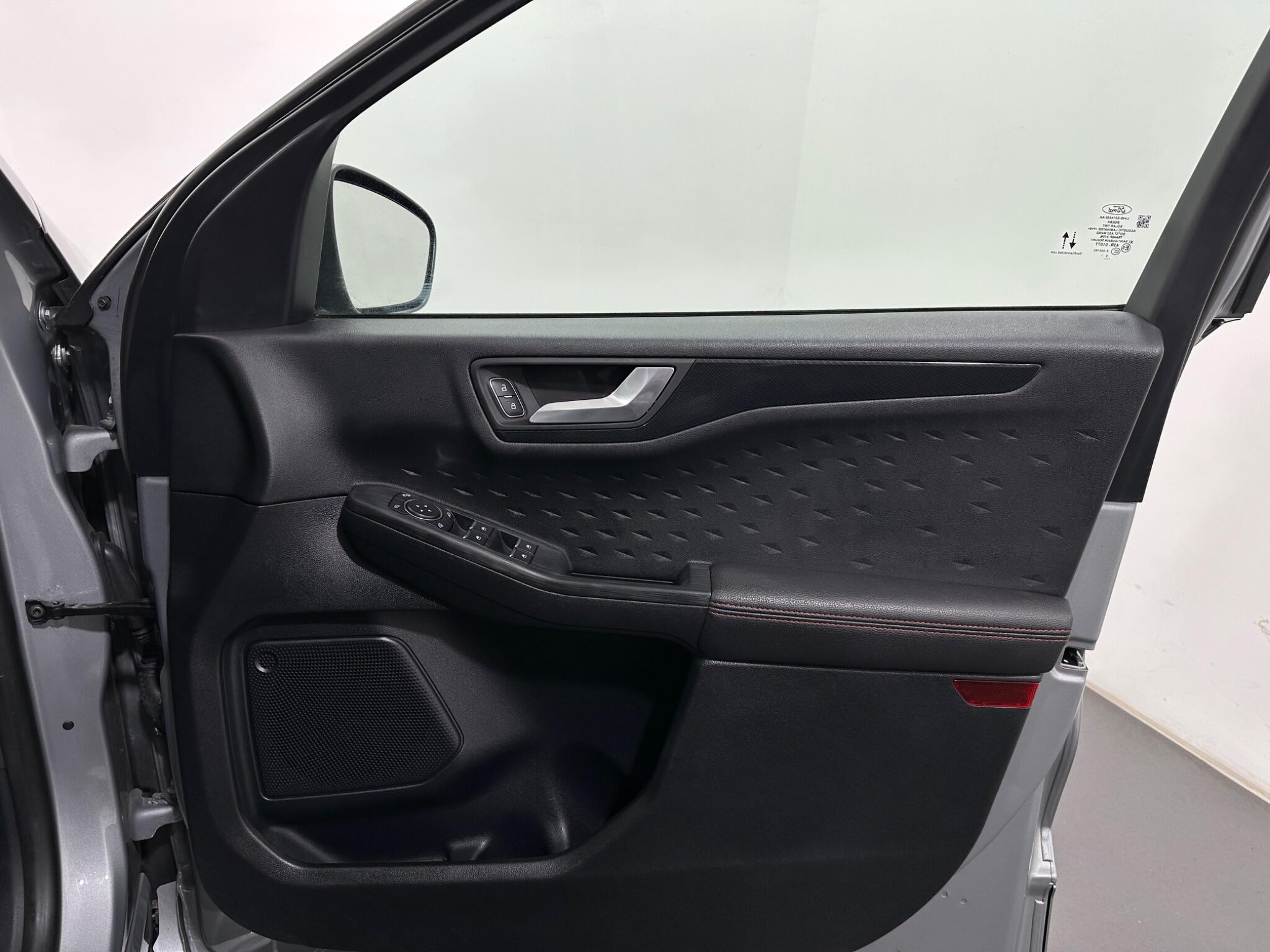 Ford Kuga view 33