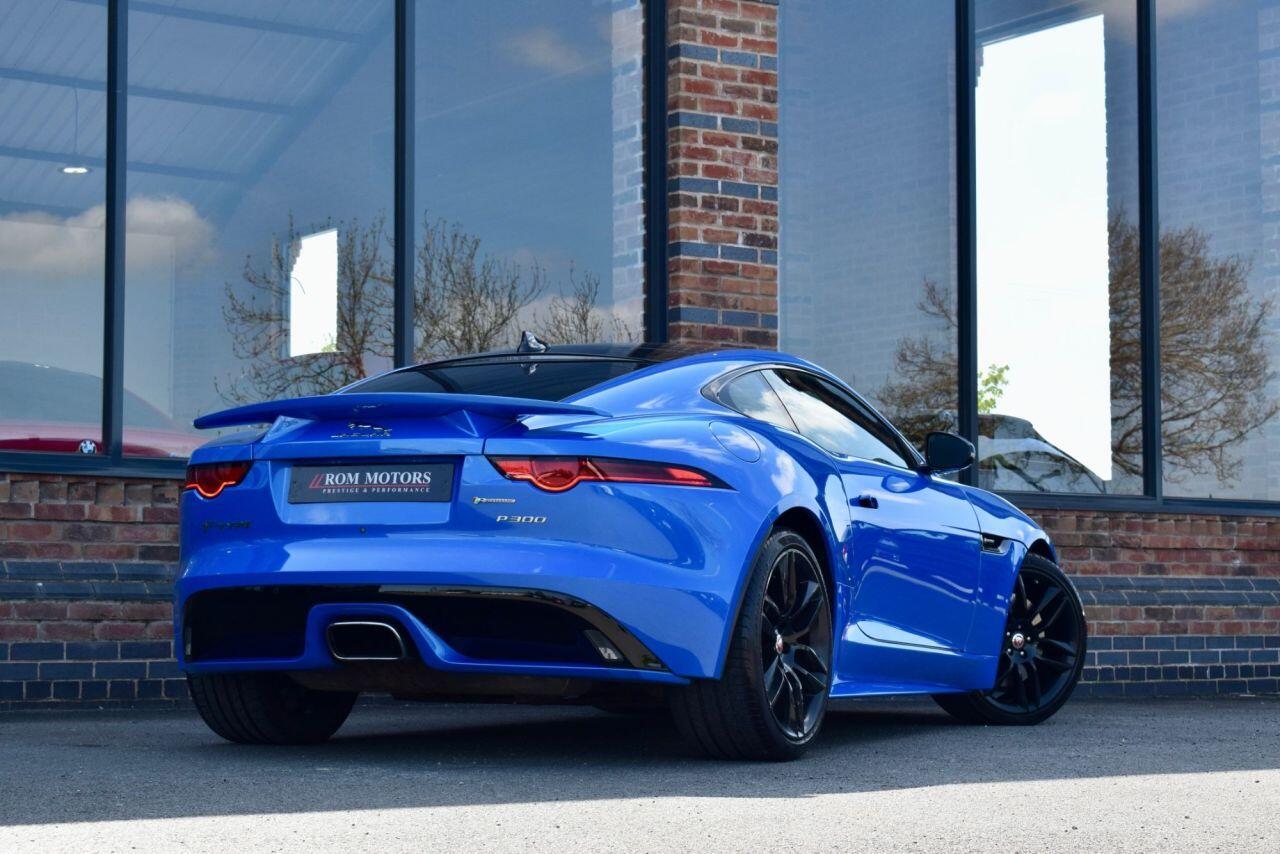Jaguar F-Type view 13