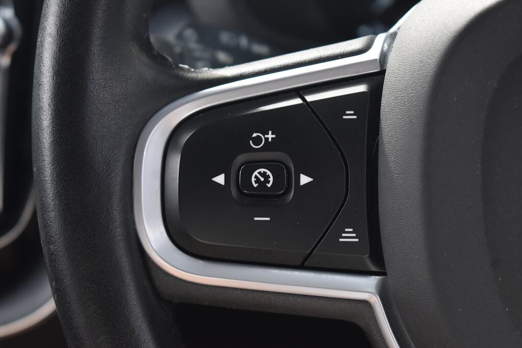 Volvo XC60 view 49