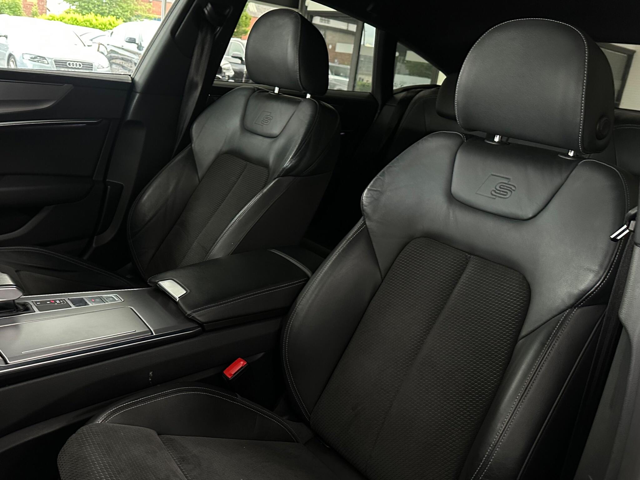 Audi A7 view 42