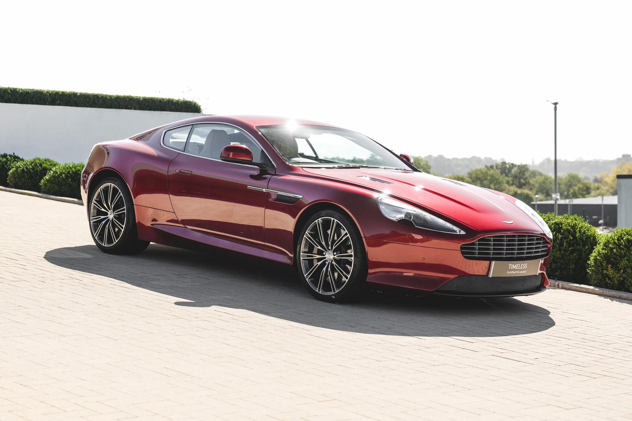 Aston Martin Virage