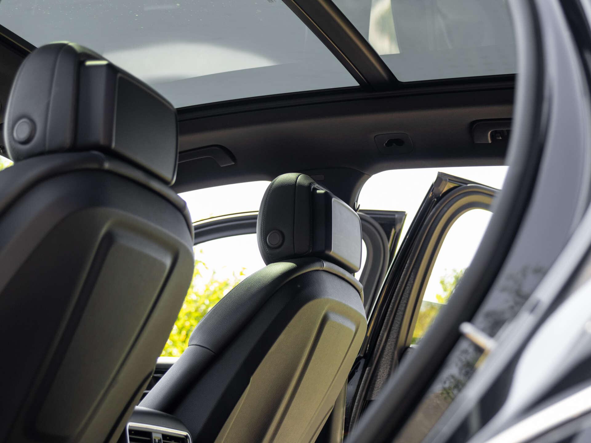 Porsche Cayenne view 7