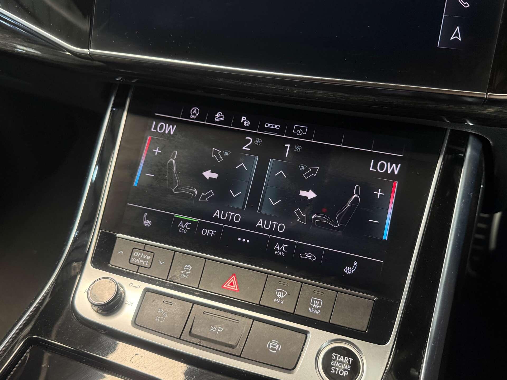 Audi Q7 view 32