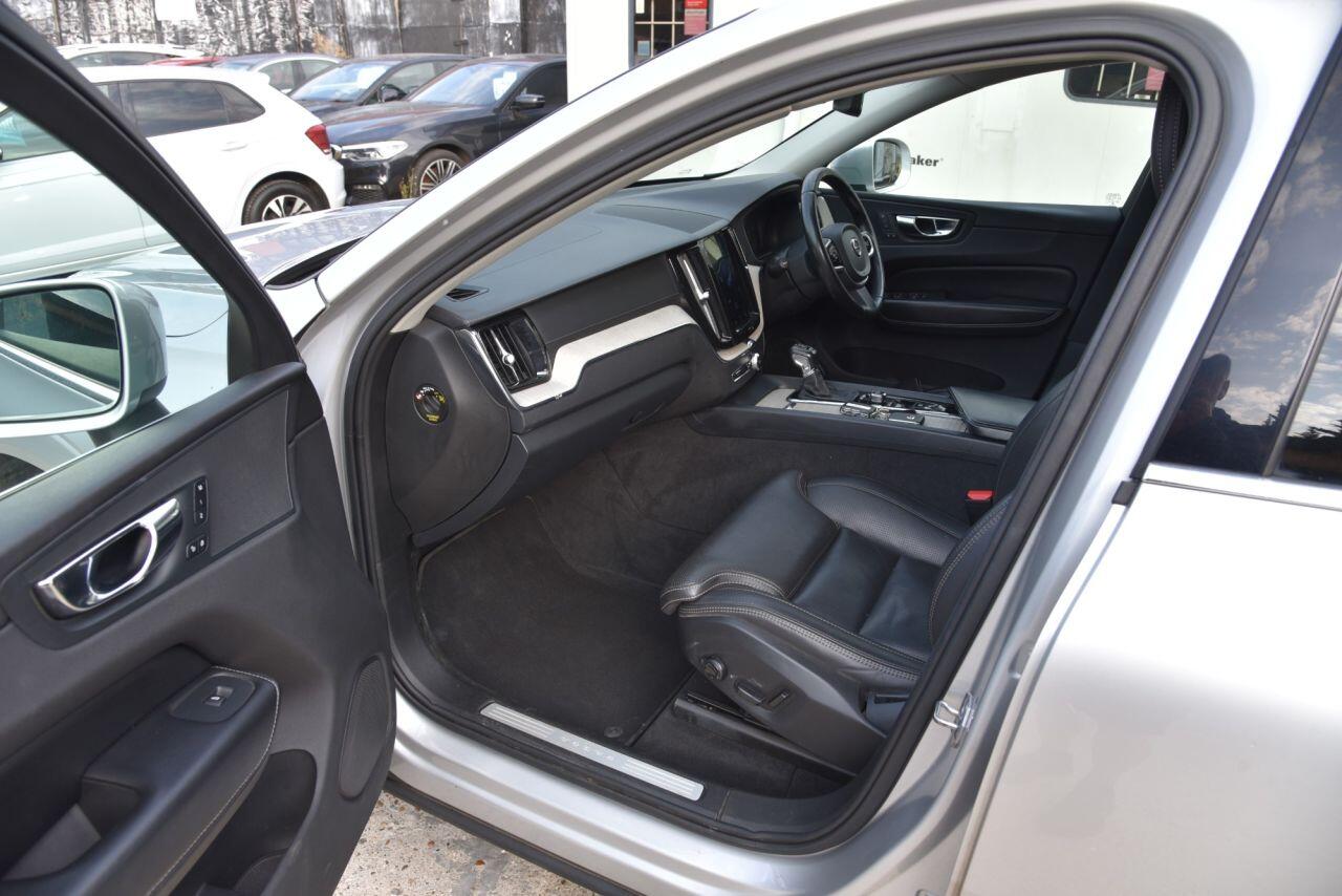 Volvo XC60 view 20