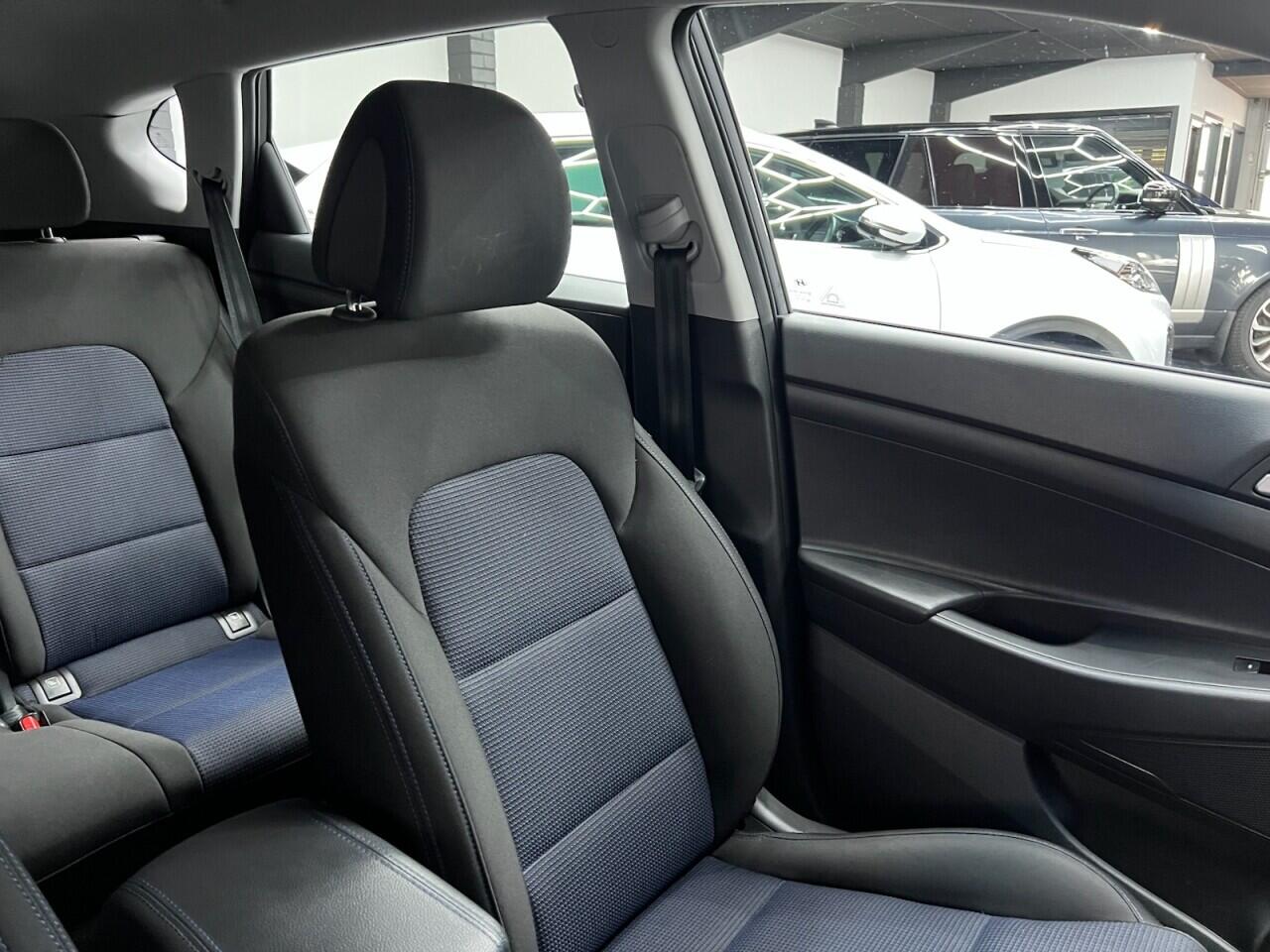 Hyundai Tucson view 35