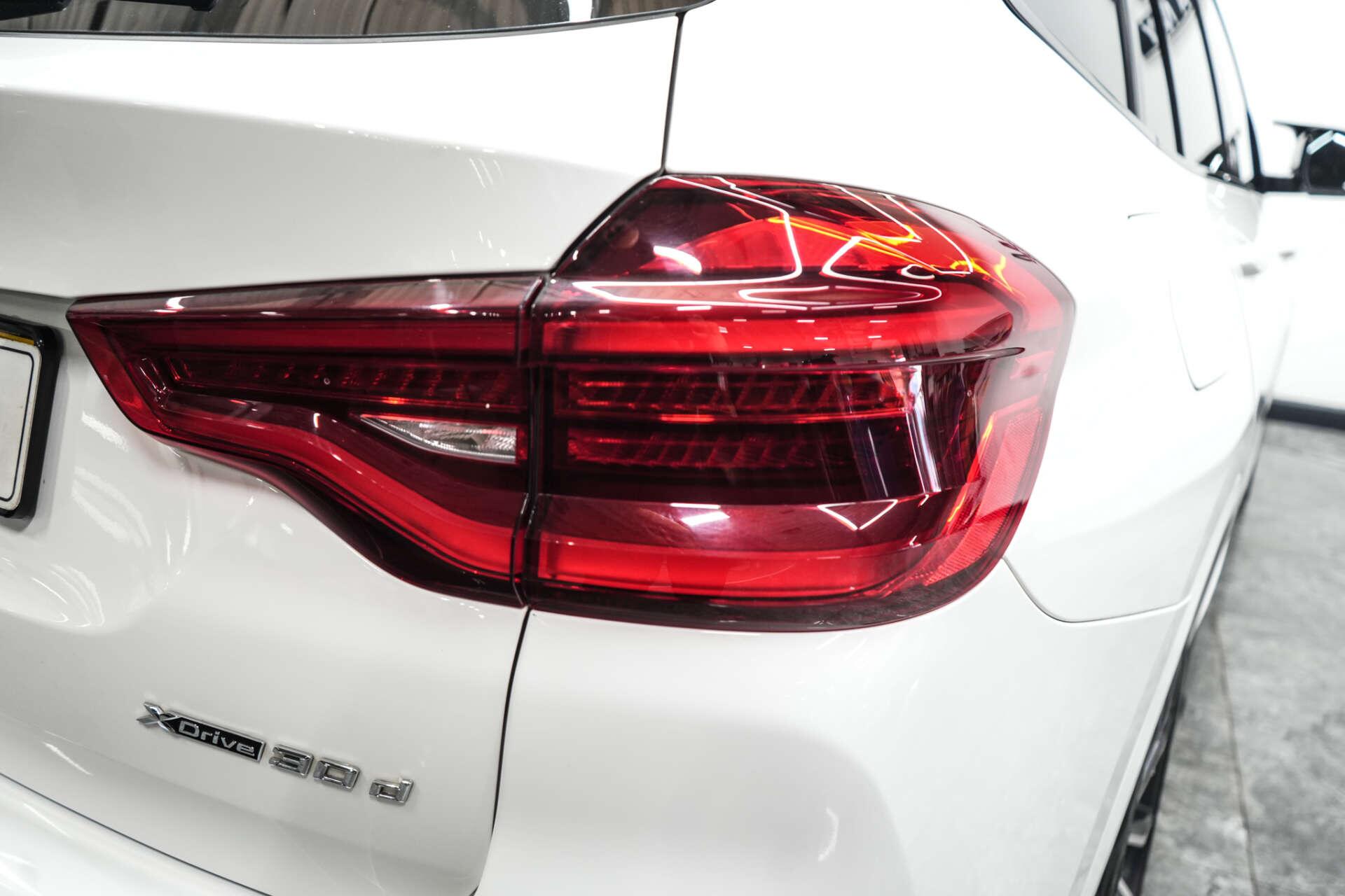 BMW X3 view 14