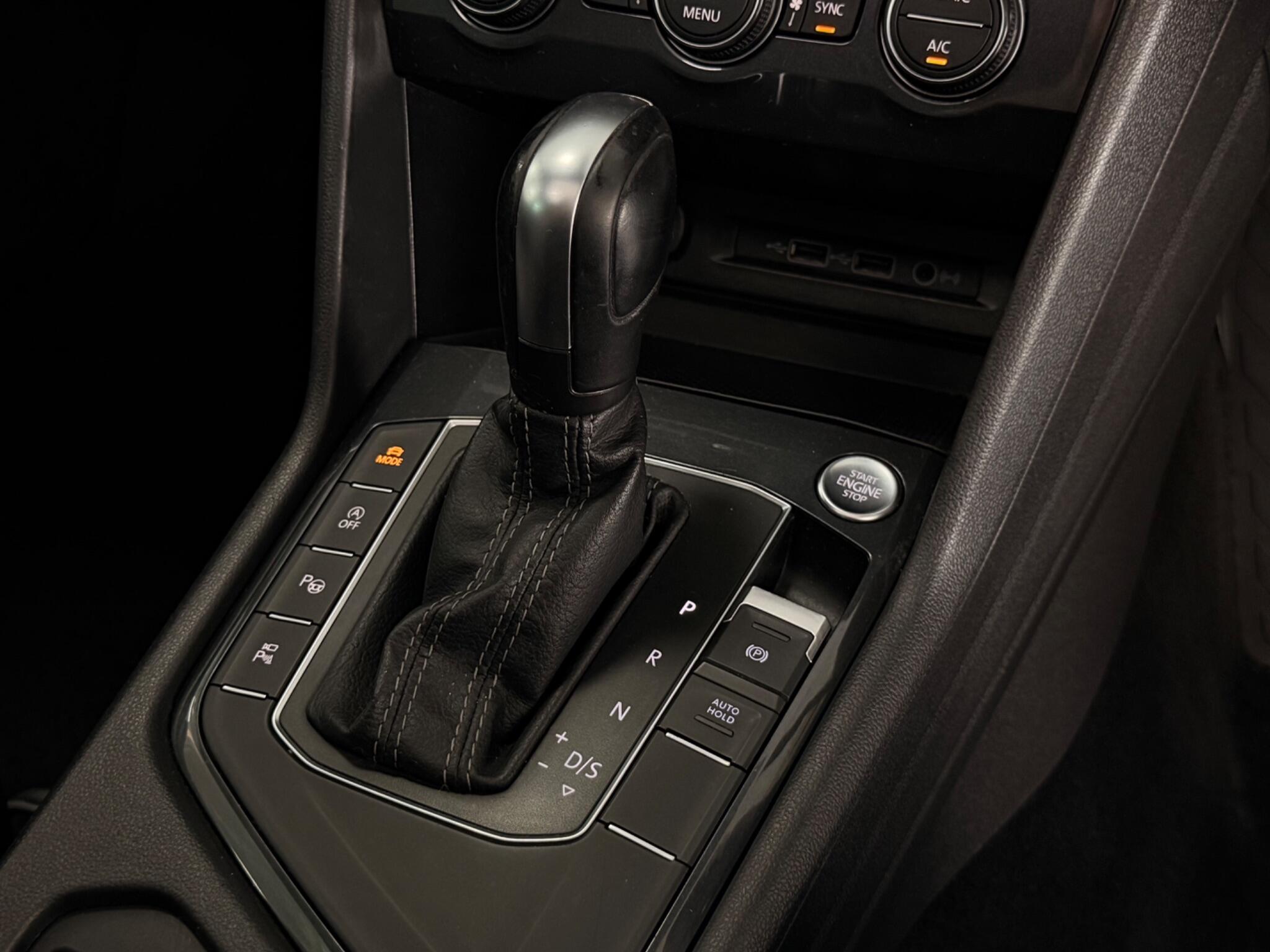 Volkswagen Tiguan view 22