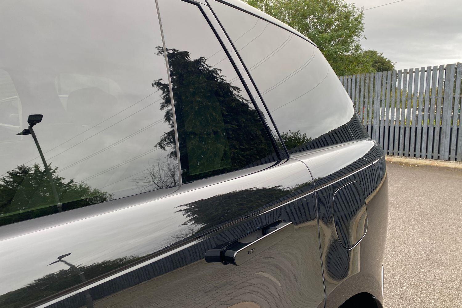 Land Rover Range Rover view 35