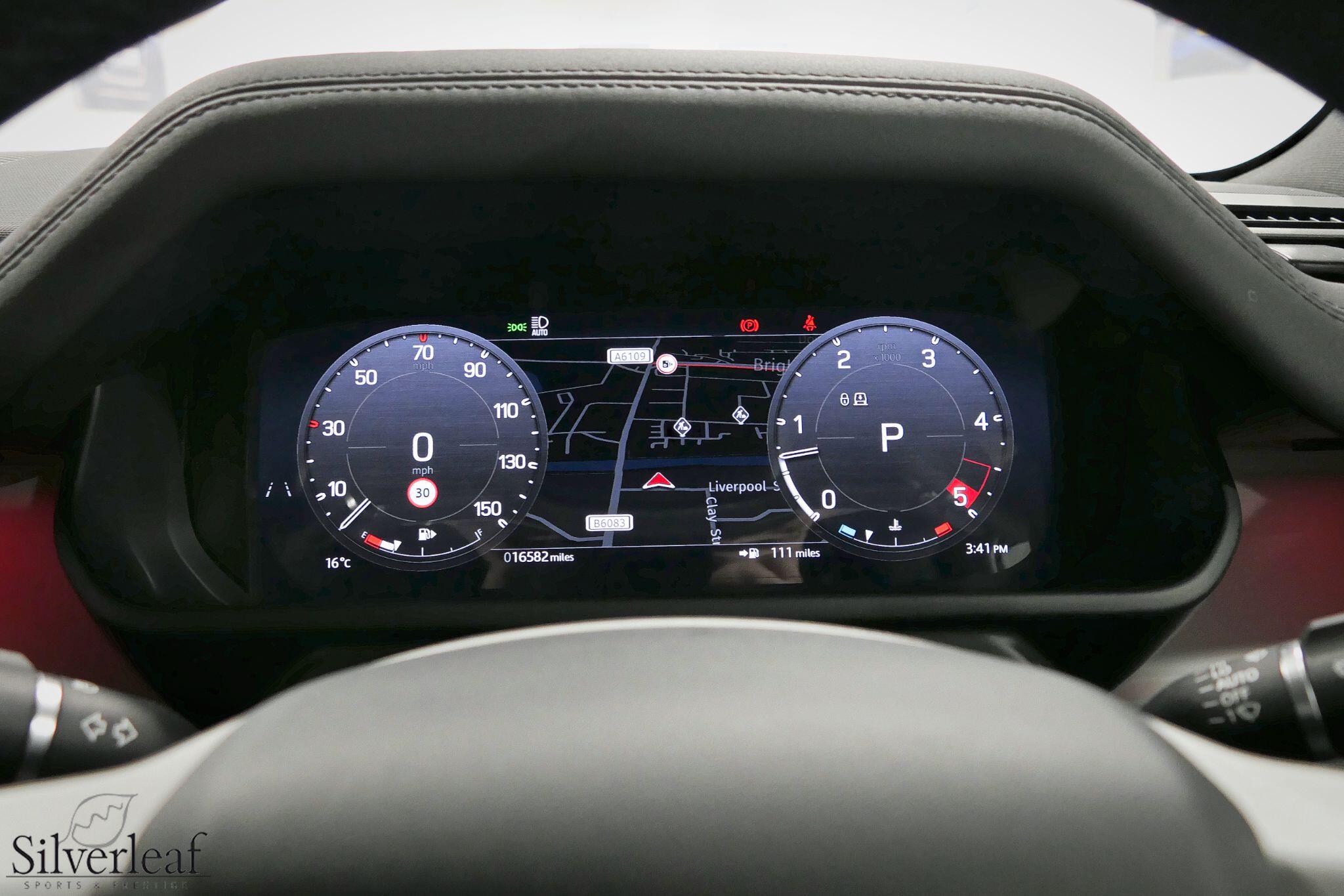 Land Rover Defender view 24