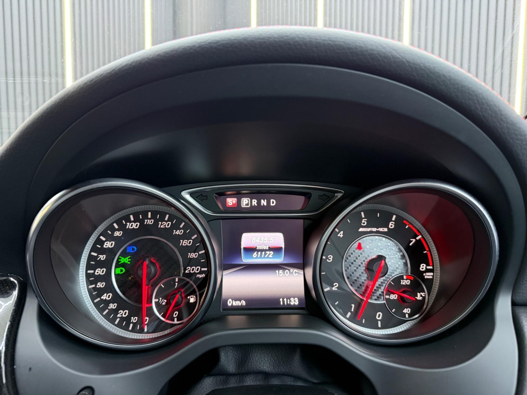 Mercedes-Benz Cla view 17