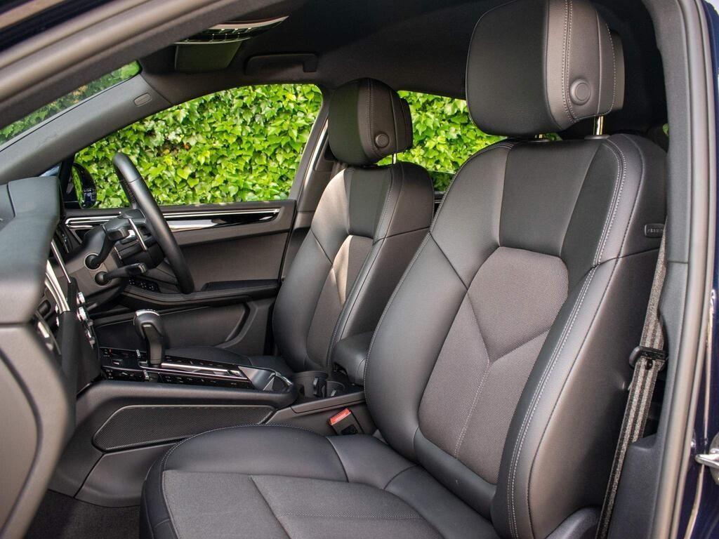 Porsche Macan view 24