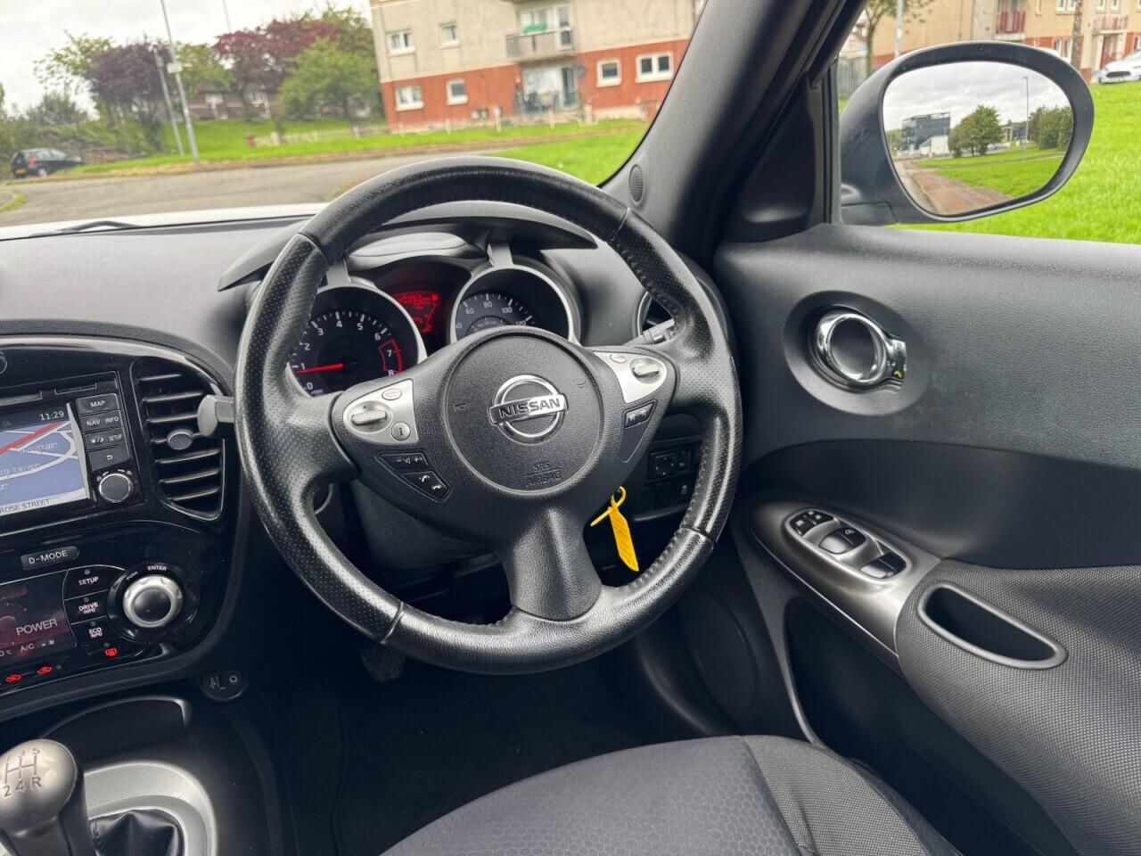 Nissan Juke view 28