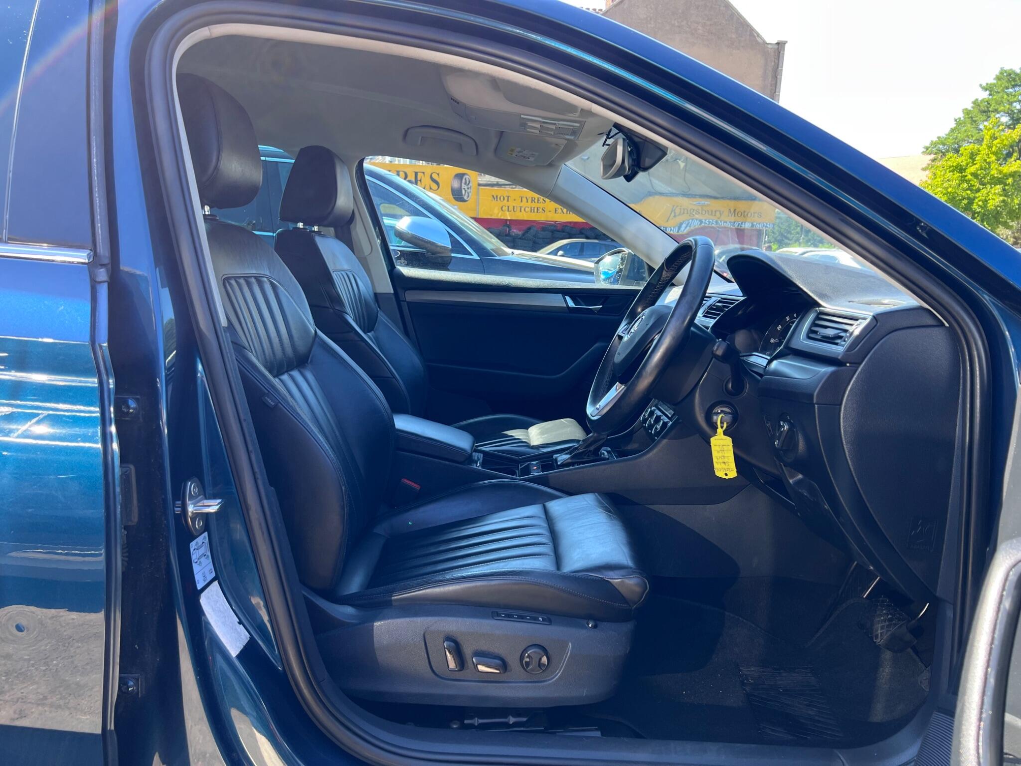 Skoda Superb view 17