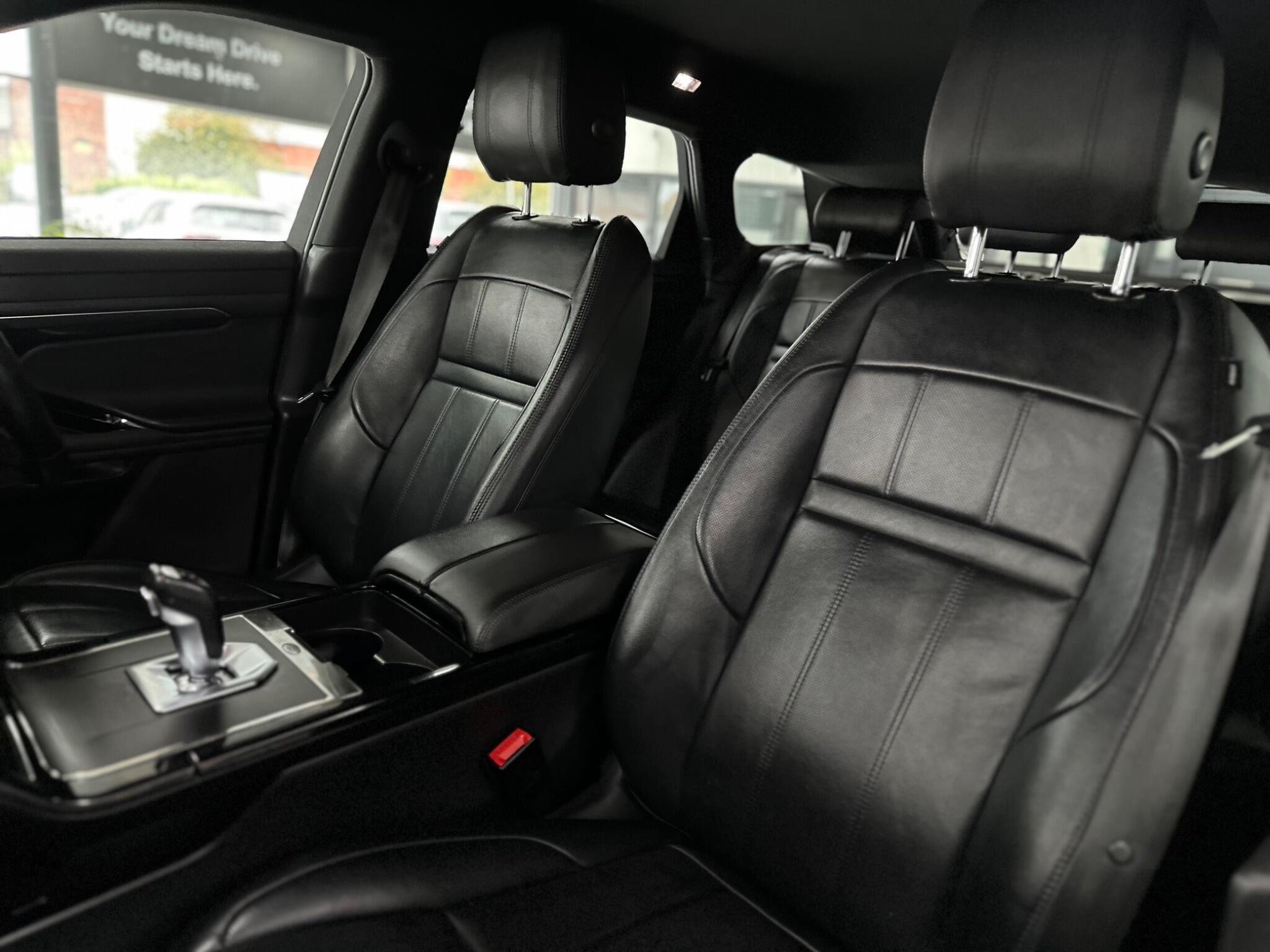 Land Rover Range Rover Evoque view 38