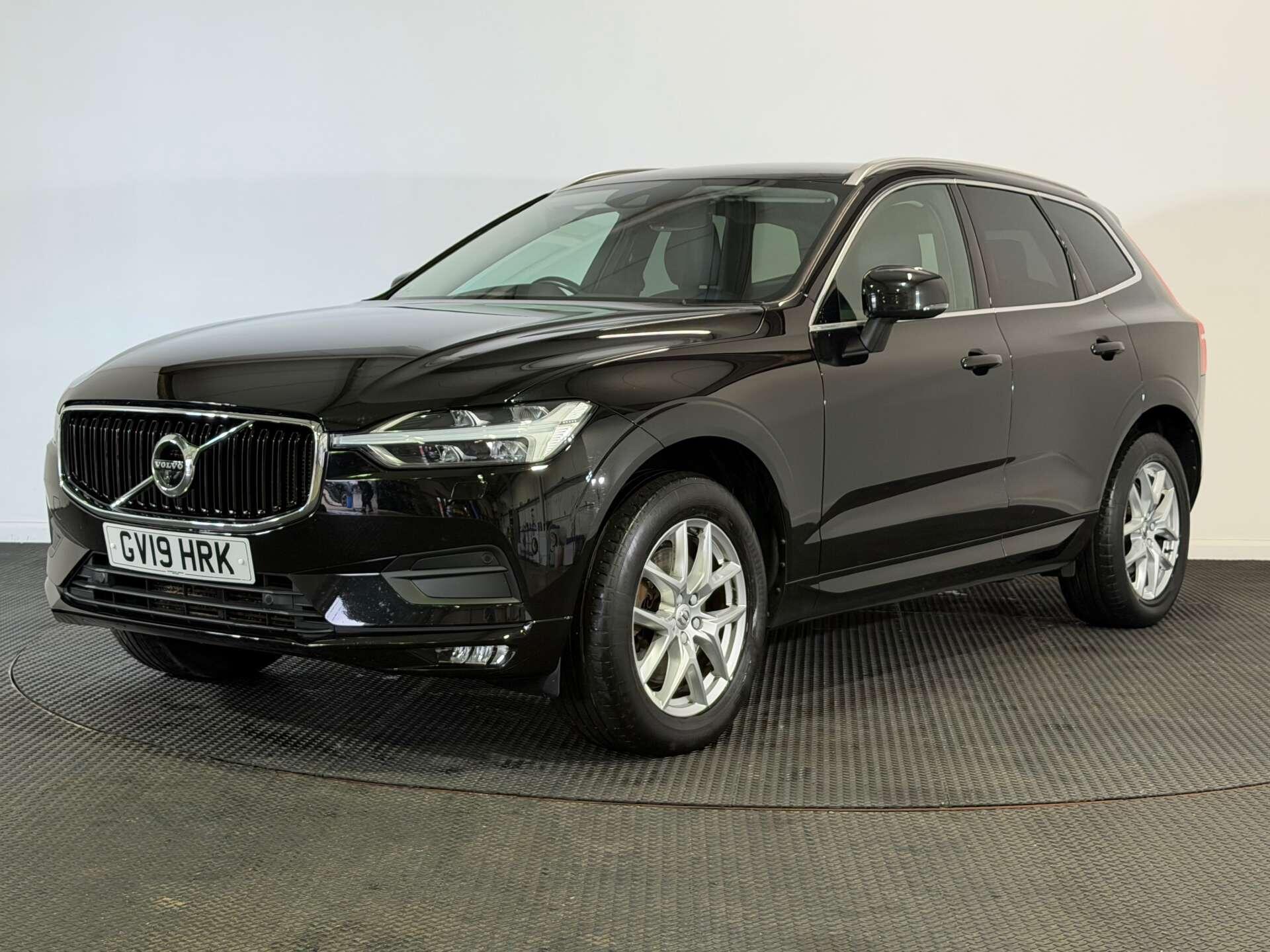 Volvo XC60 view 3