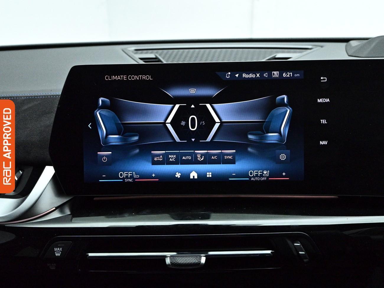 BMW Ix2 view 19