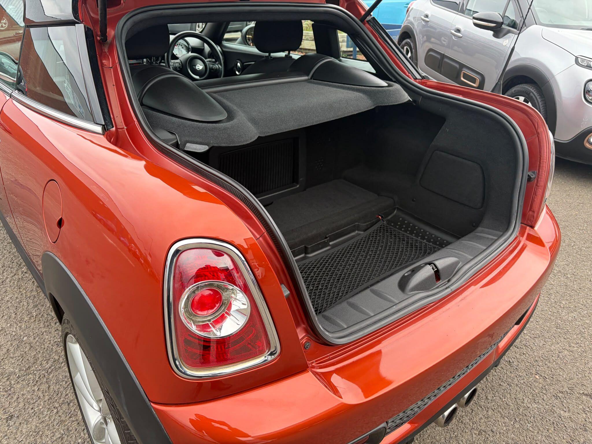 Mini Coupe view 10