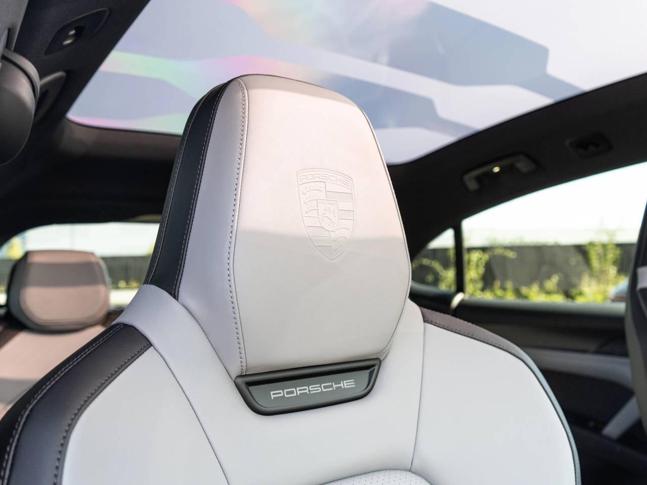 Porsche Cayenne view 54