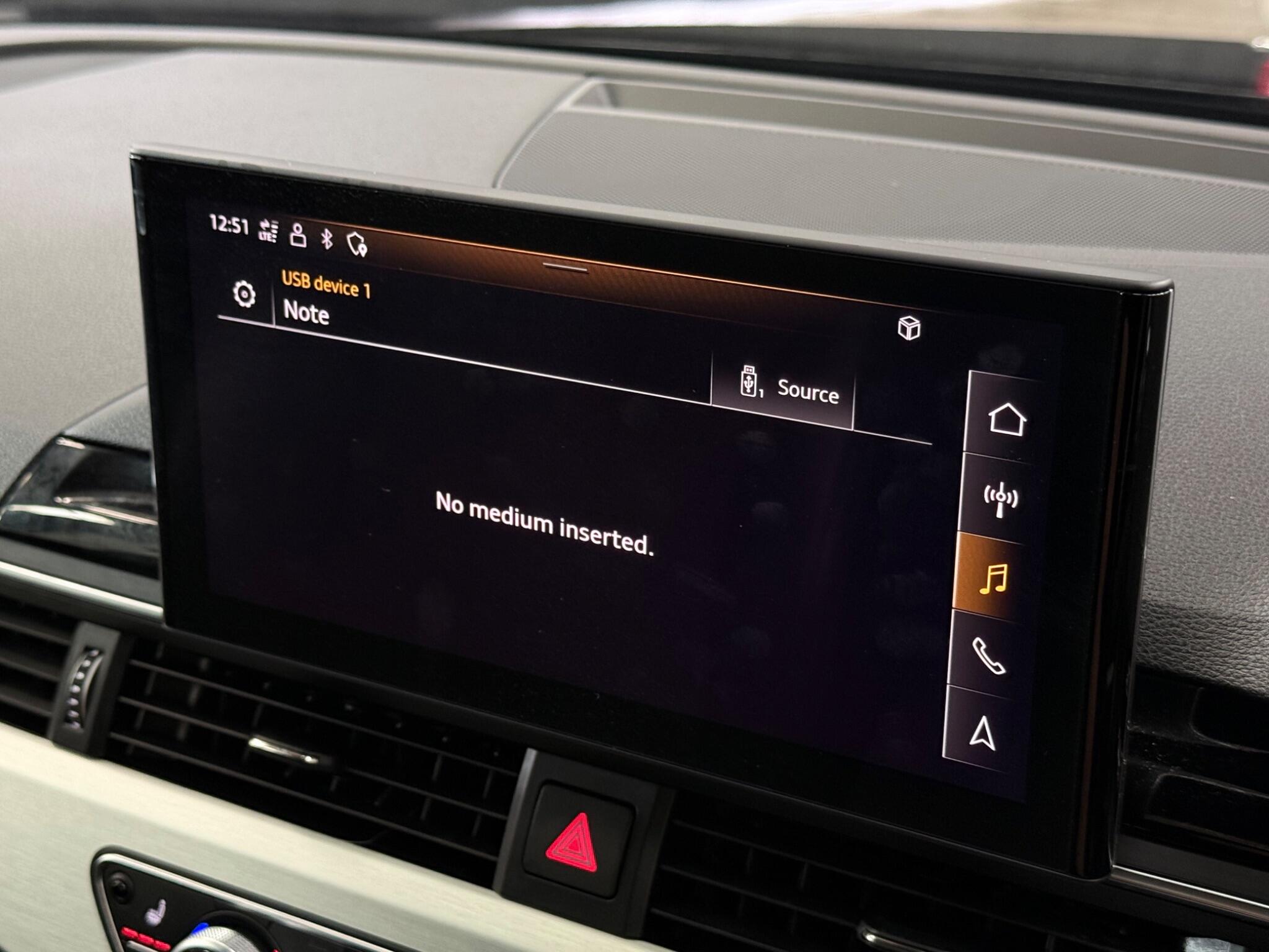 Audi A4 view 28